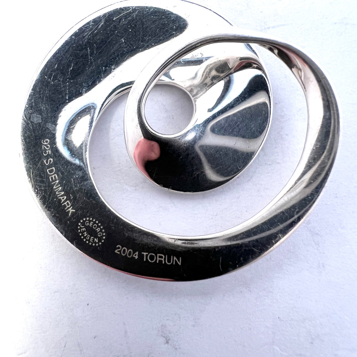 Georg Jensen Vivianna Torun Bülow-Hübe Sterling Pendant 443 - Continuity