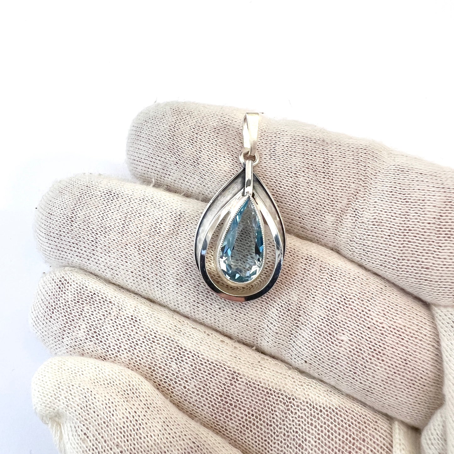 Ragnar Vårvik, Finland c 1970s. Solid Silver Ice Blue Synthetic Spinel Pendant.