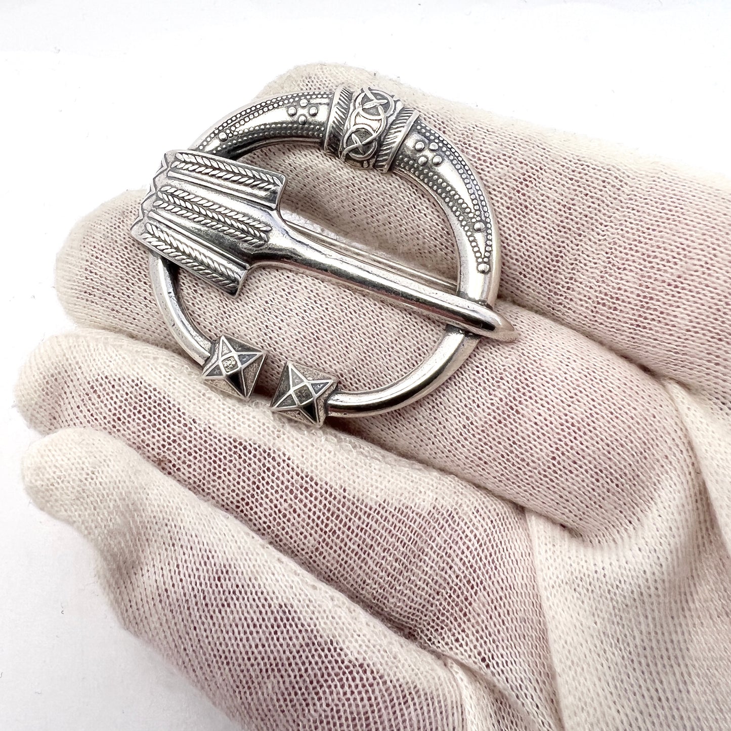 Kalevala Koru, Finland. Vintage Sterling Silver Large Traditional Brooch.