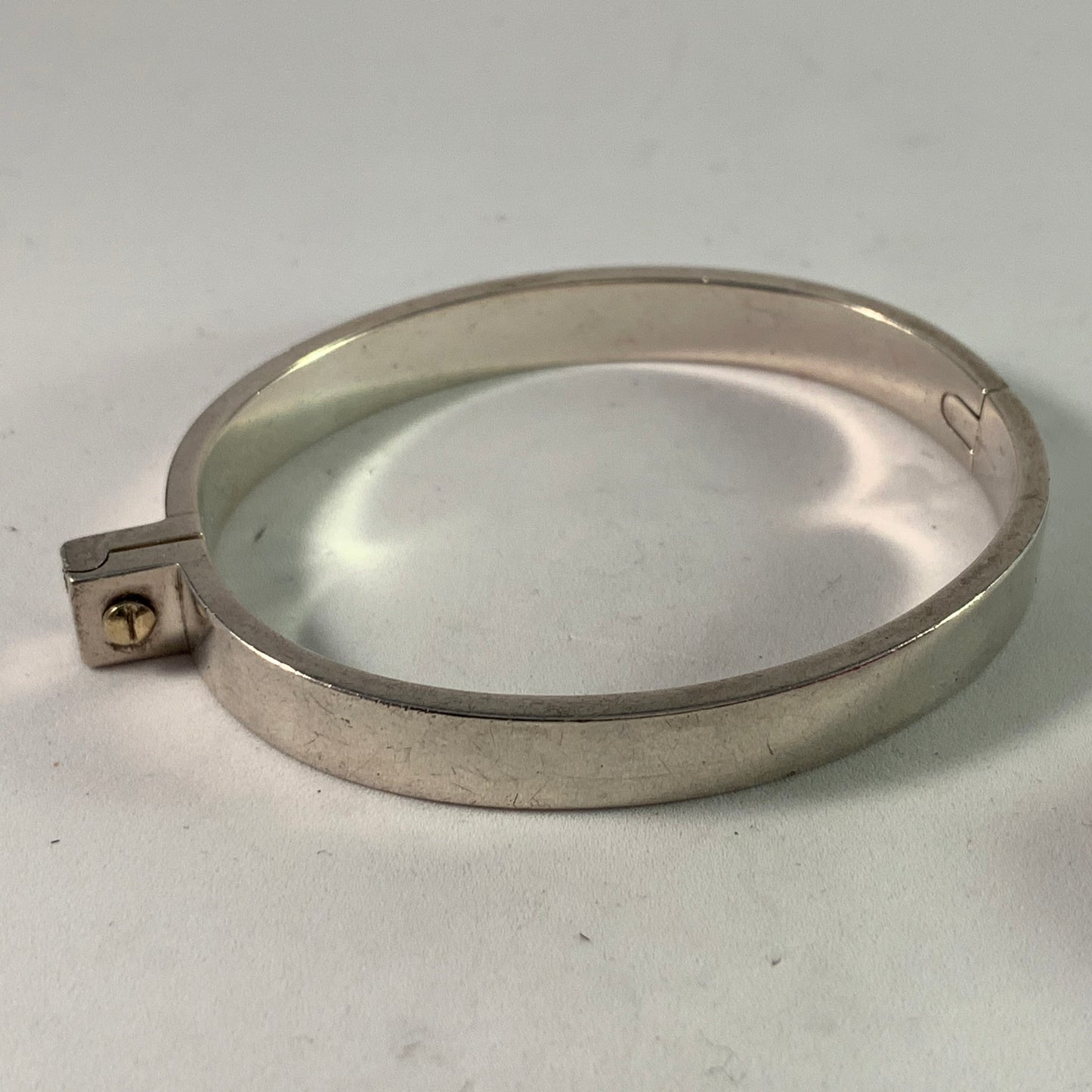 Josep Maria Puig-Doria, Spain. Modernist Sterling Bangle Bracelet.