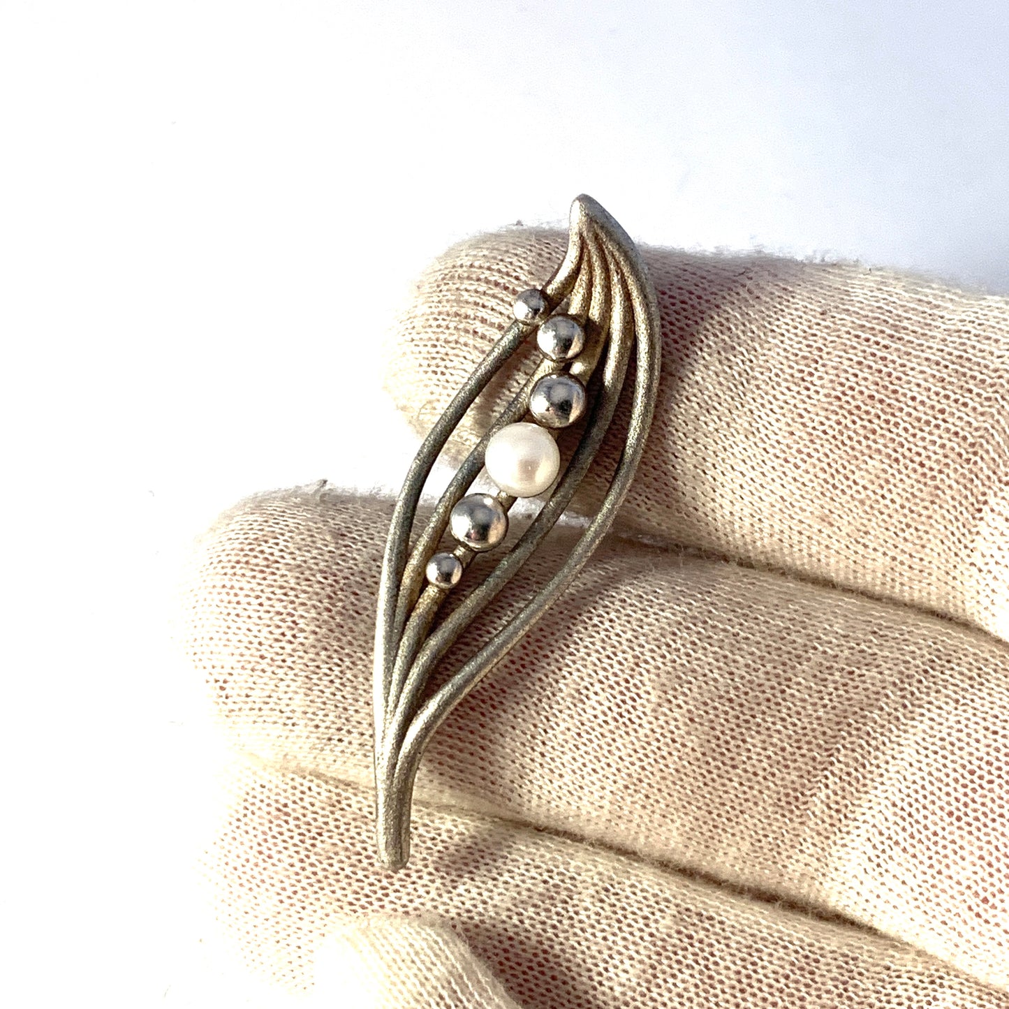 Finnfeelings, Finland. Vintage Sterling Silver Cultured Pearl Pendant.