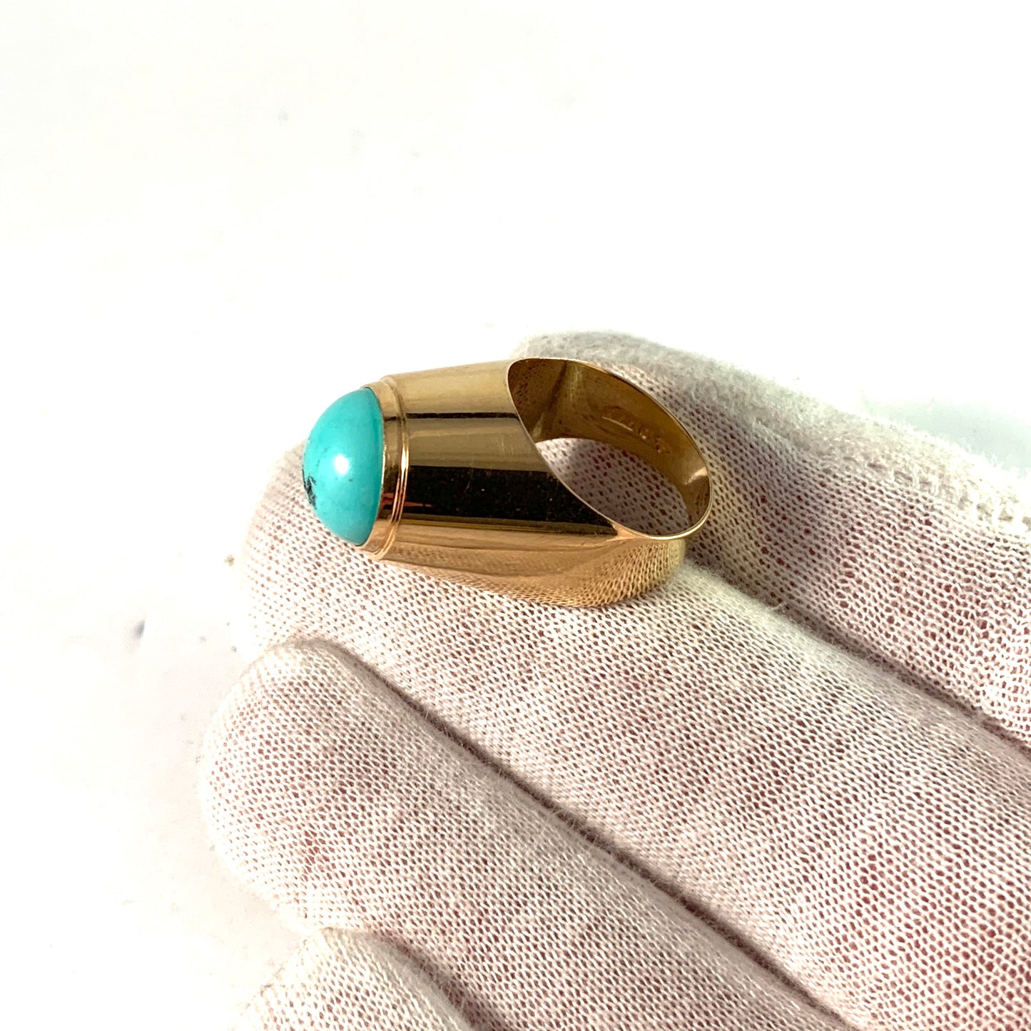 Trege Svensson, Sweden 1967 Modernist 18k Gold Turquoise Ring