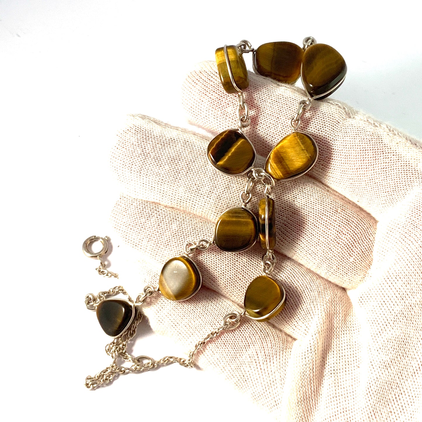 Vintage 1970s. Sterling Silver Tiger-Eye Necklace.