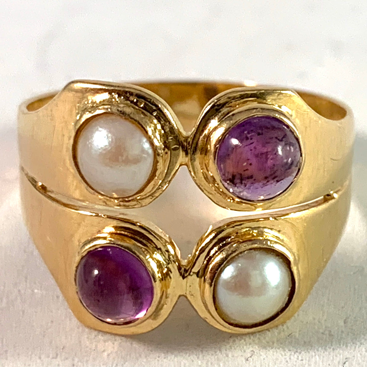Sigurd Persson for Stigbert Sweden 1952. 18k Gold Pearl Amethyst Ring.