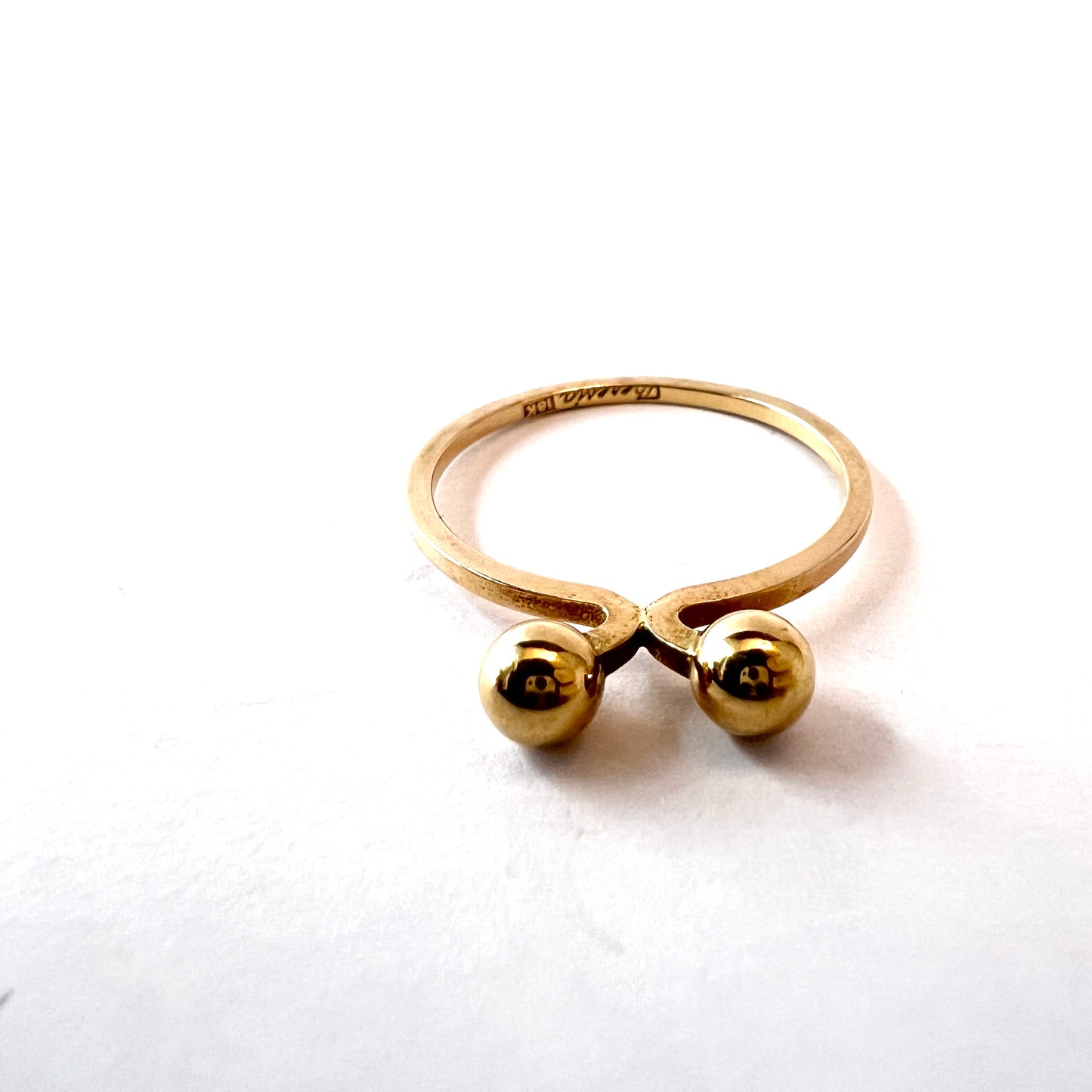 Theresia Hvorslev, Sweden. Vintage 18k Gold Cultured Pearl Stack Ring. "The Tale Of The Ring"