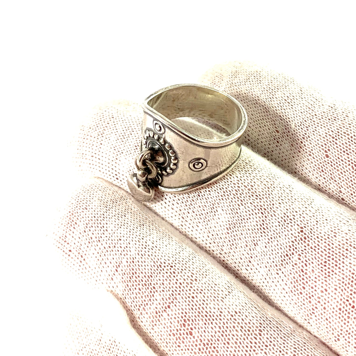 Kalevala Koru, Finland. Vintage Sterling Silver Heart Love Ring.
