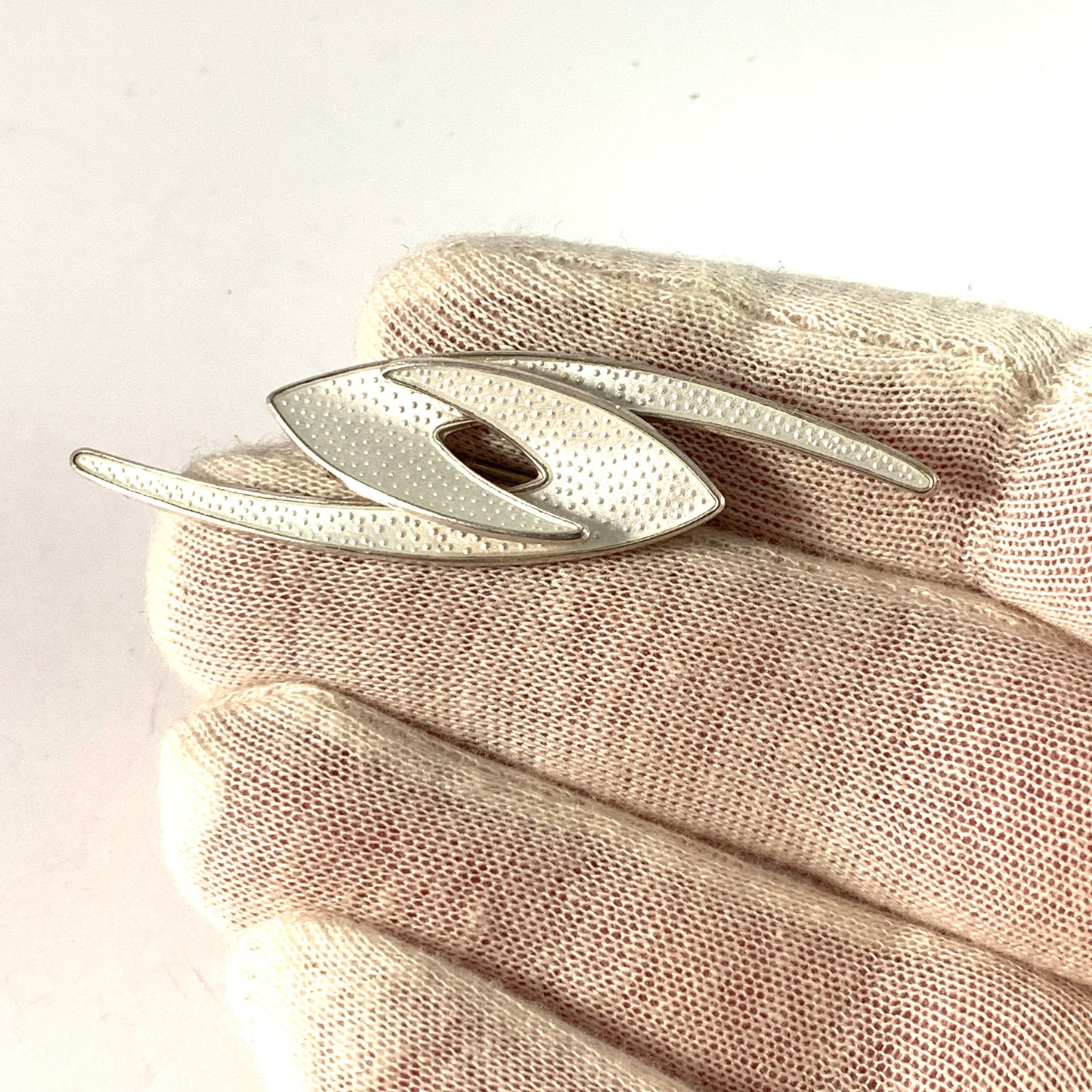 Knut A Rasmussen, Norway Vintage Mid Century Sterling Silver Enamel Brooch