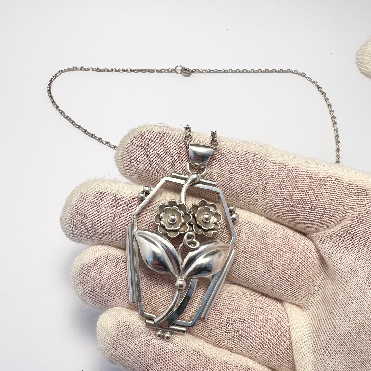 Gottfred Hoppe, Denmark 1940s. Vintage 830 Silver Large Pendant Necklace.