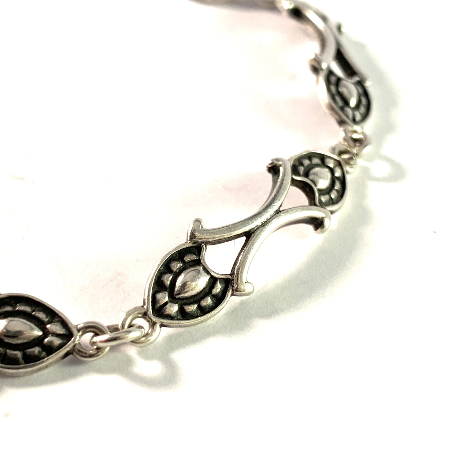 Kalevala Koru, Finland Vintage Sterling Silver Link Bracelet.