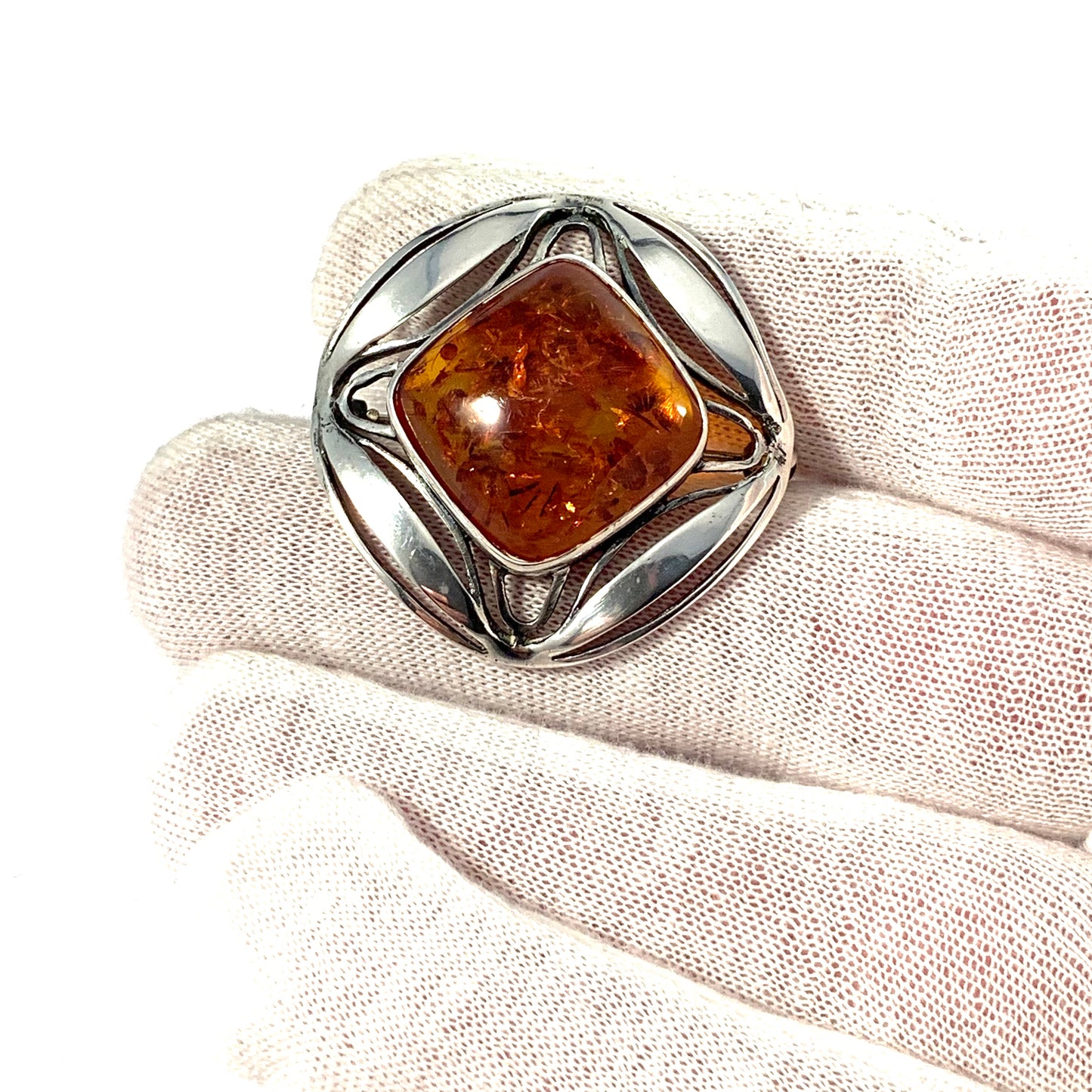 Vintage 1950-60s Solid 830 Silver Baltic Amber Brooch. Germany