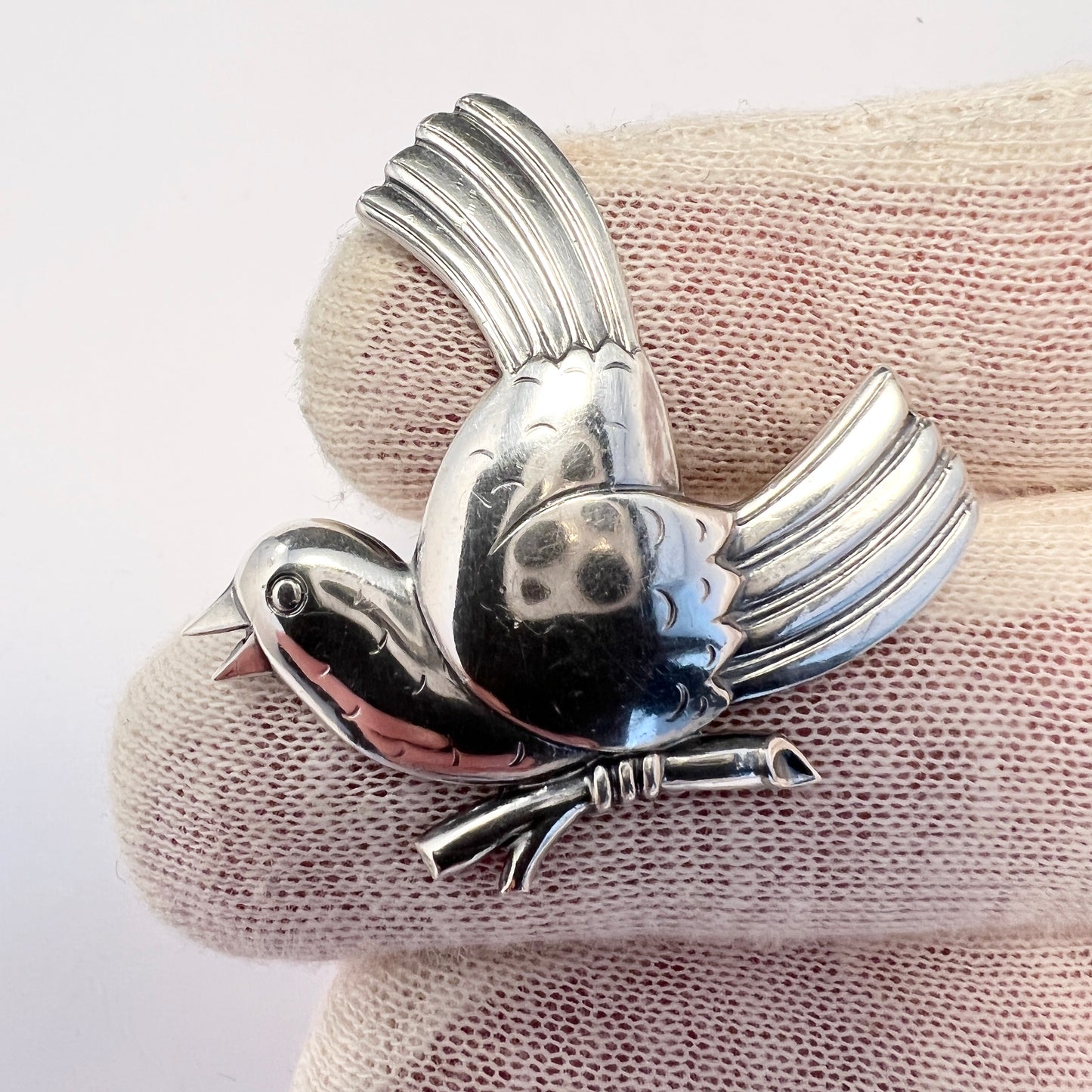 G Dahlgren, Sweden year 1945. Dove Celebrating Peace Brooch.