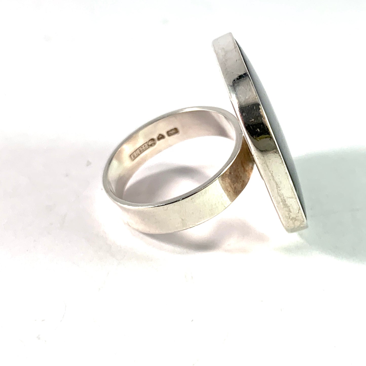 Kalevala Koru, Finland 1986. Vintage Sterling Silver Large Labradorite Ring.