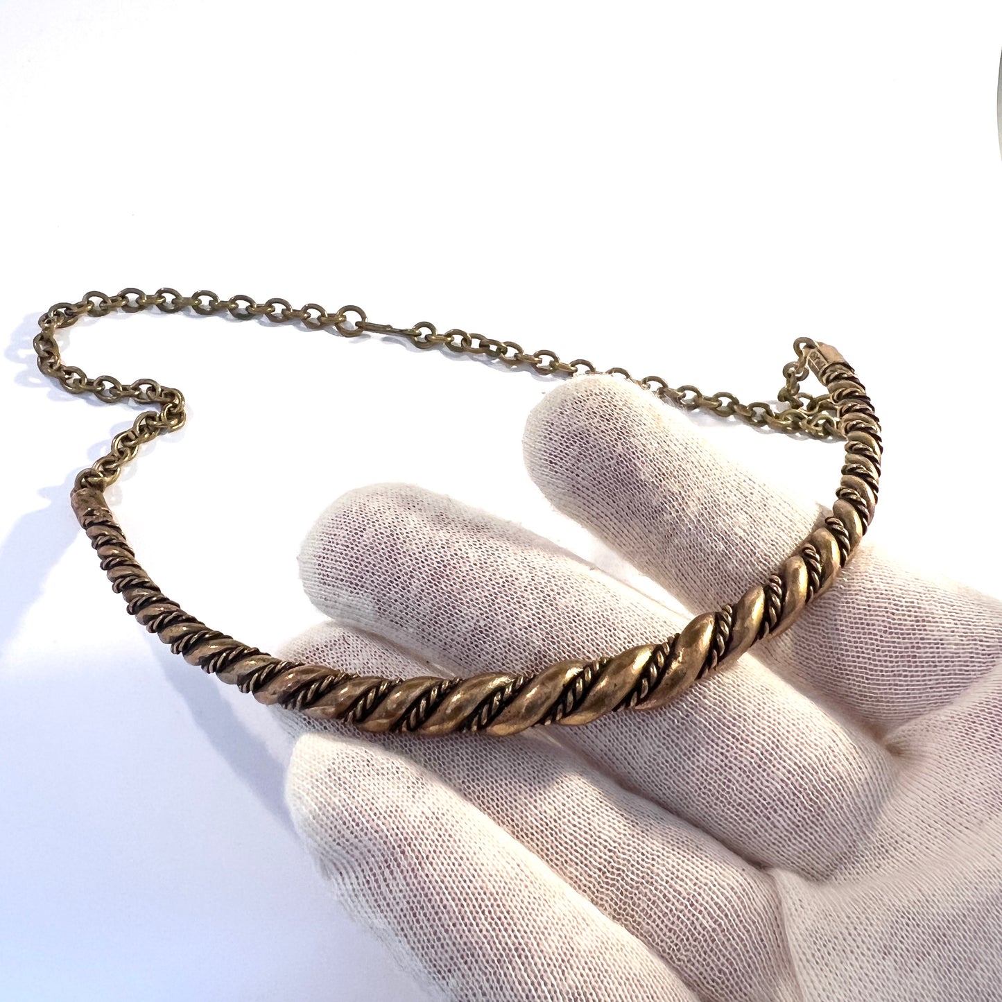 カレワラ・コル、フィンランド、1970年代。ヴィンテージバイキングコピーネックレス。