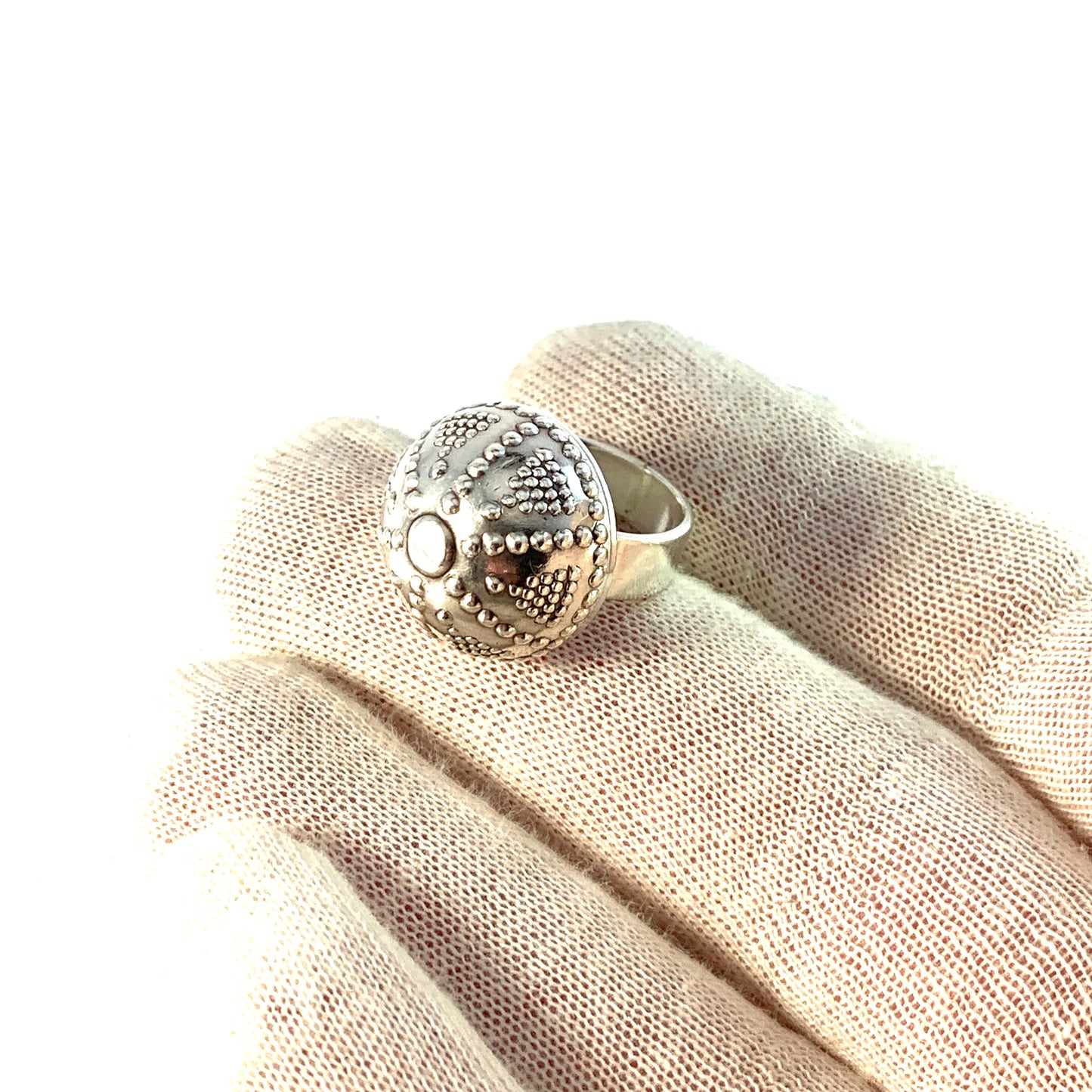 Kalevala Koru, Finland 1983. Vintage Sterling Silver Traditional Pinky Ring.