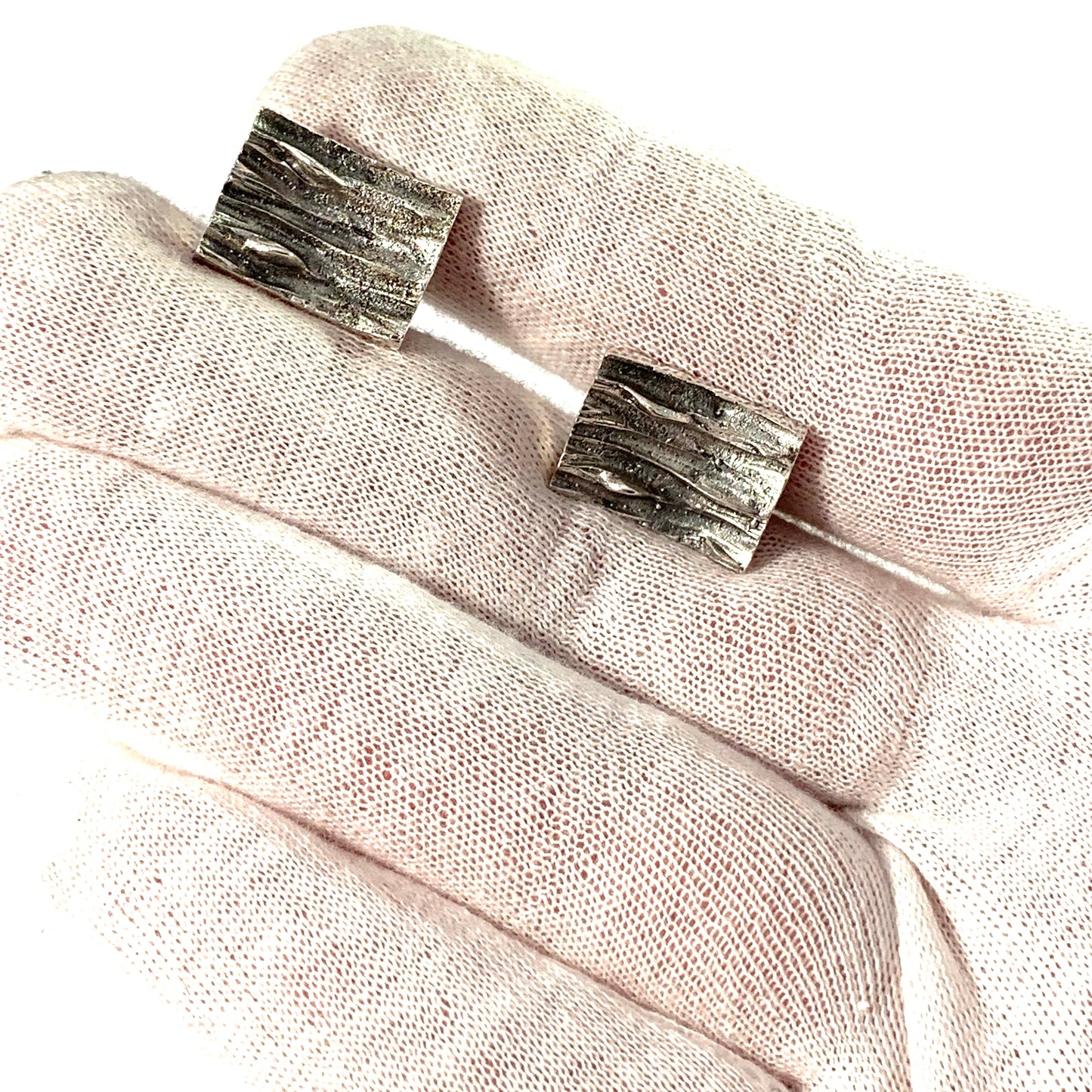 Alpo Tammi, Finland 1973. Modernist Solid Silver Cufflinks.