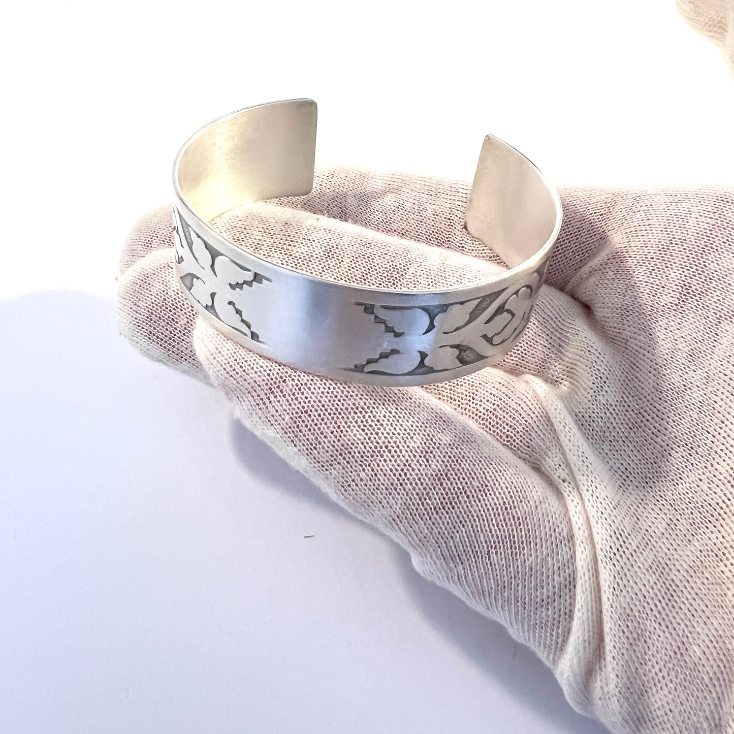 Liljesten & Wallins, Sweden 1961. Vintage Sterling Silver Cuff Bracelet.