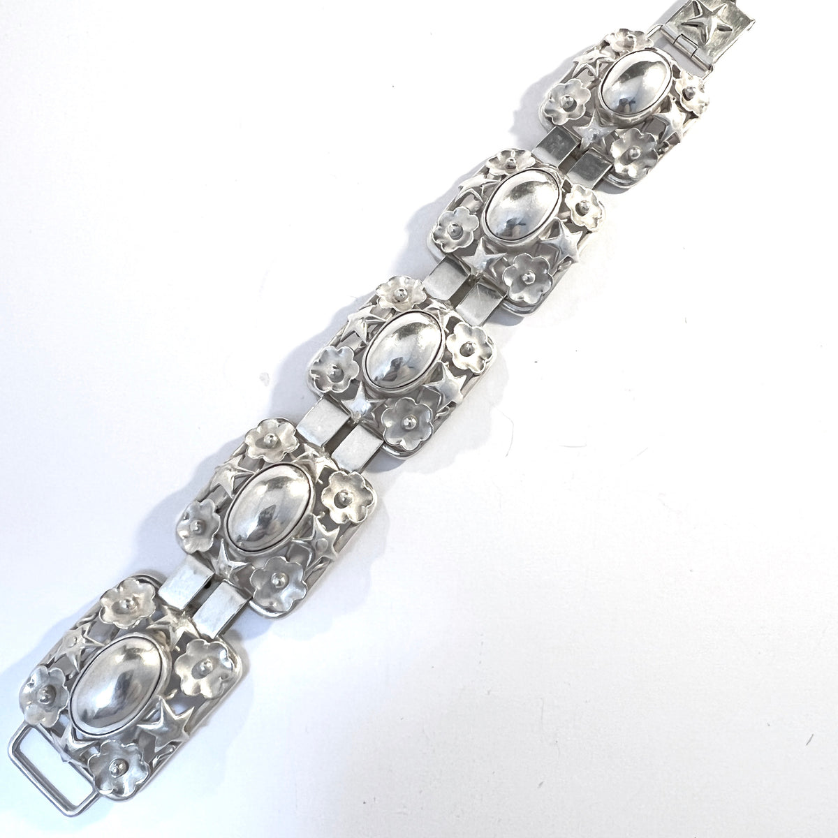 Lauritz Jensen, Copenhagen, Denmark 1940s. Large Solid Silver Bracelet.