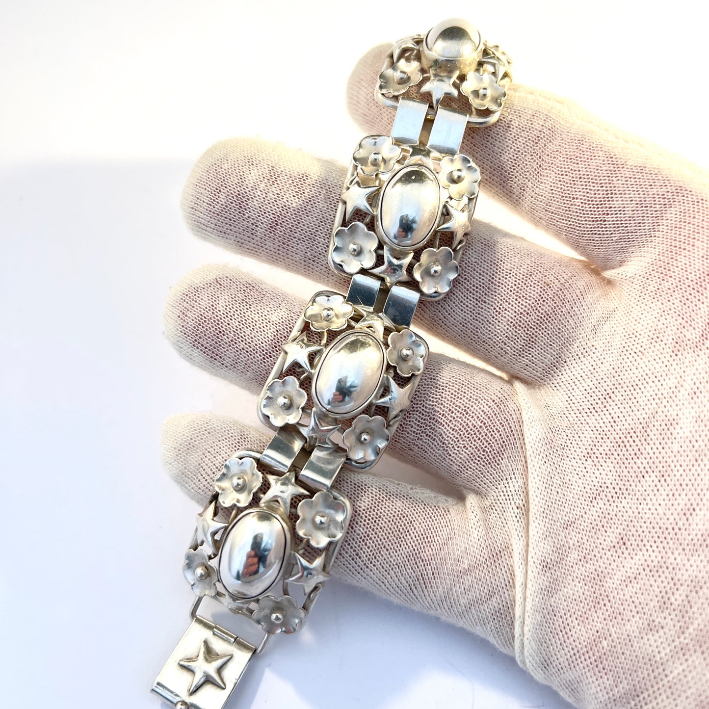 Lauritz Jensen, Copenhagen, Denmark 1940s. Large Solid Silver Bracelet.