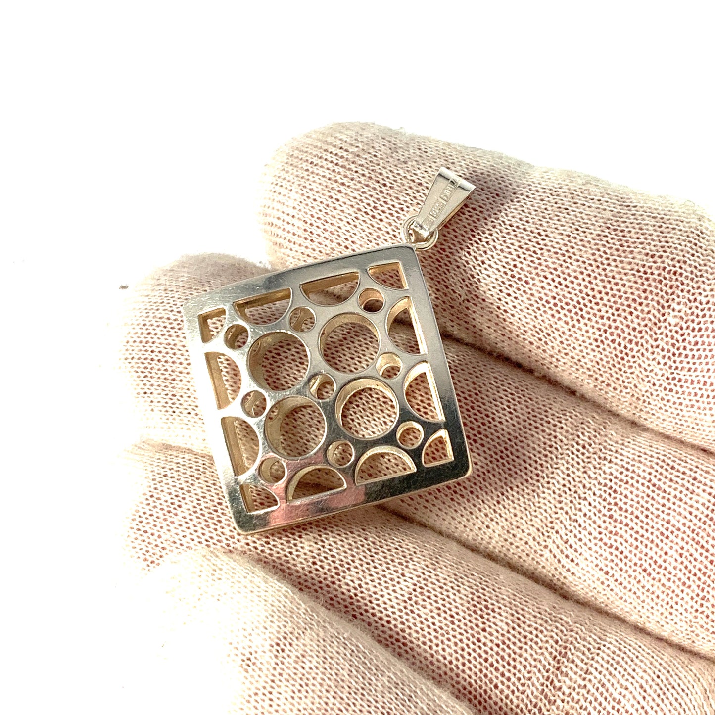 Salovaara, Finland. Vintage 1970s Sterling Silver Pendant.