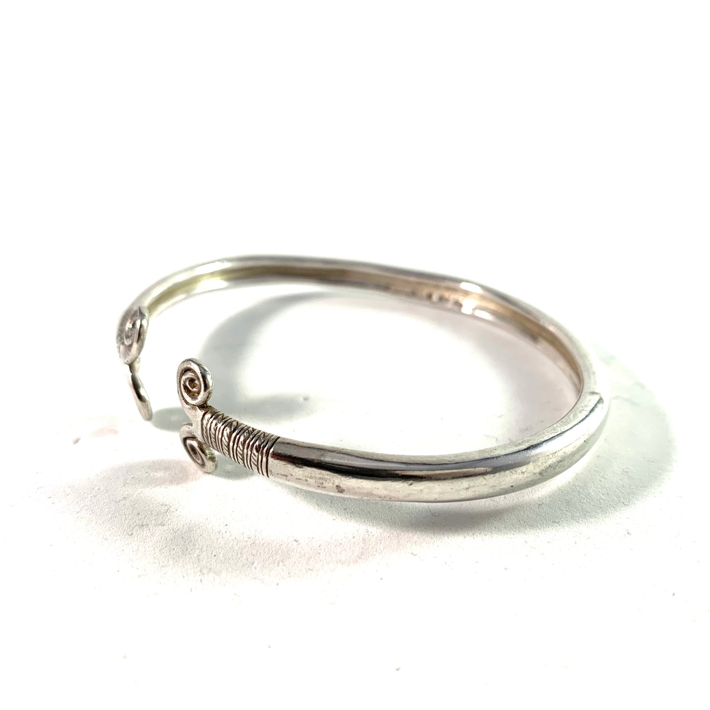 Bengt Hallberg, Sweden Vintage Viking Copy Sterling Bangle Bracelet