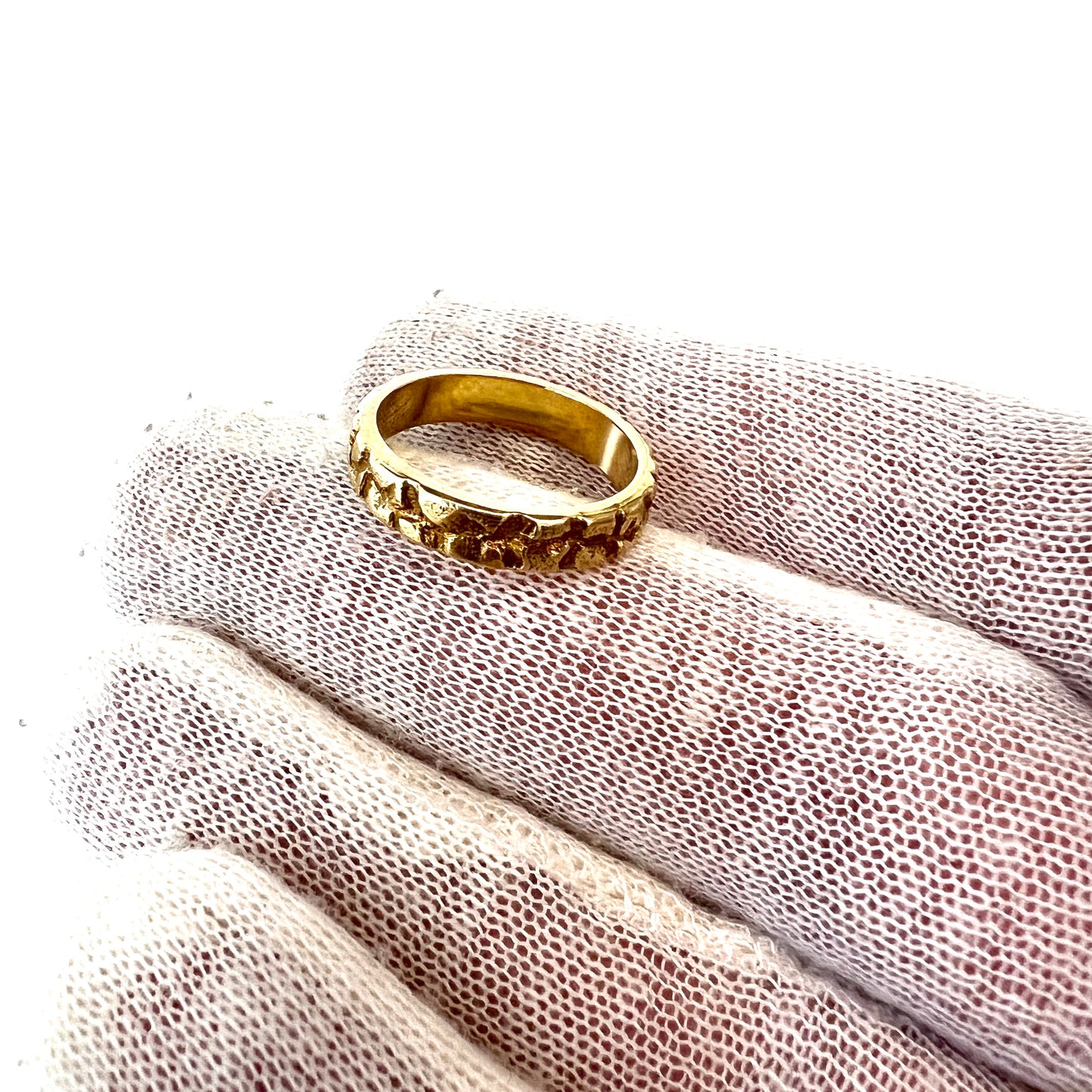 Bjorn Weckstrom, Lapponia year 1970. Vintage 18k Gold Ring Band. Signed.