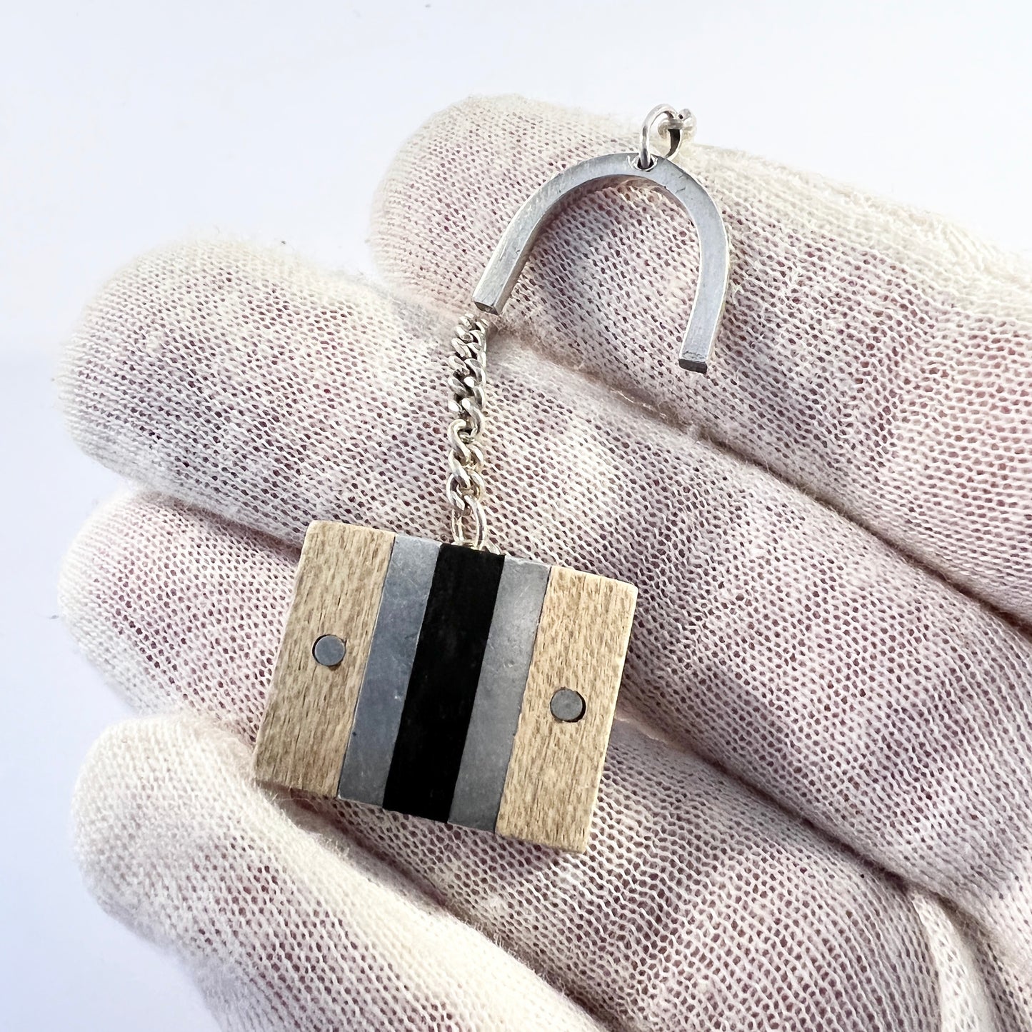エスター・ルウィッツ モダニスト スターリングシルバー ウッドキーチェーン