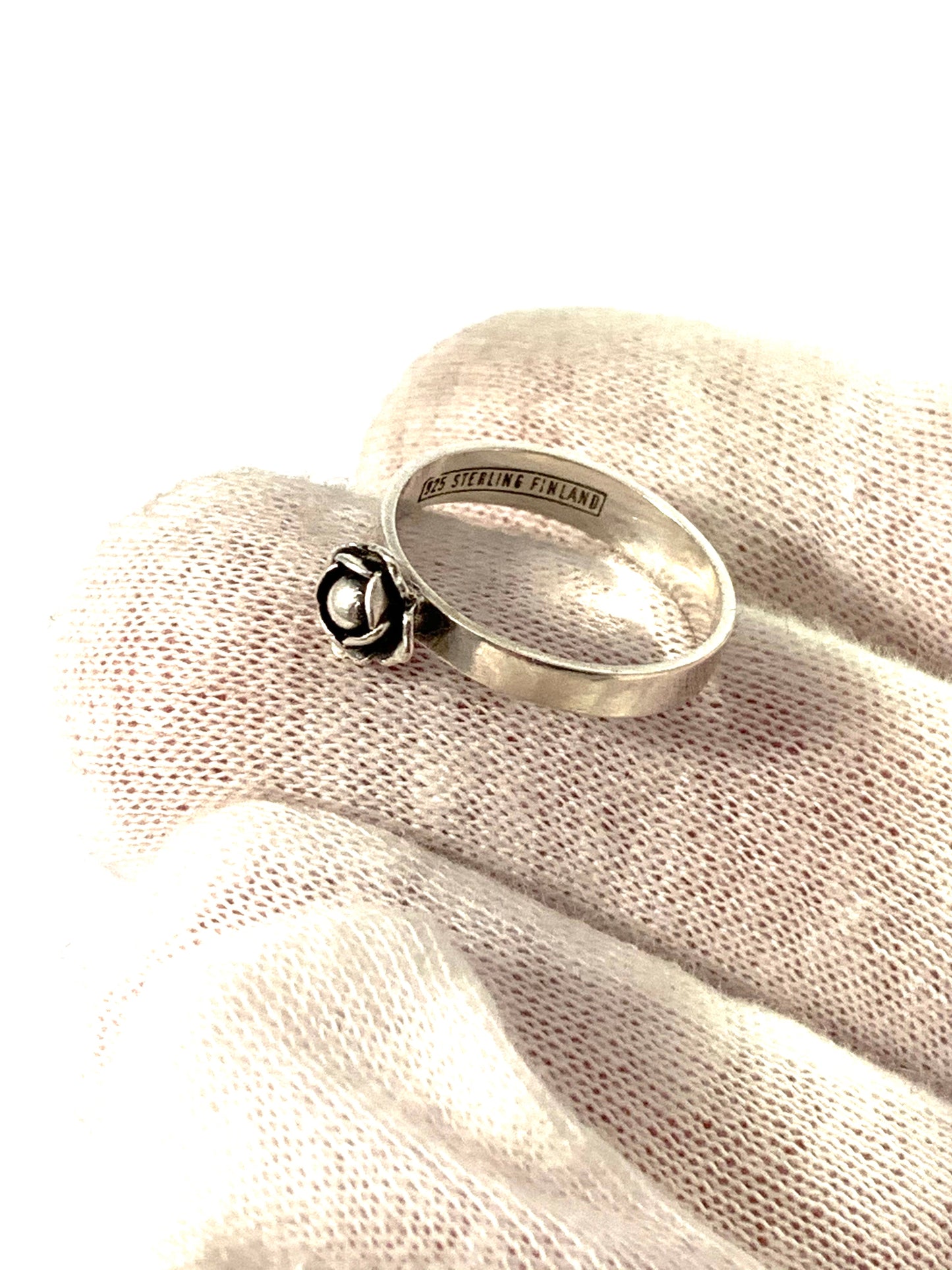 Erik Granit, Finland 1972. Vintage Sterling Silver Flower Ring.