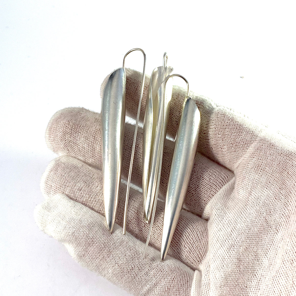 David-Andersen, designer Ingjerd Hanevold, Norway Huge Set of Sterling Silver Earrings and Pendant.