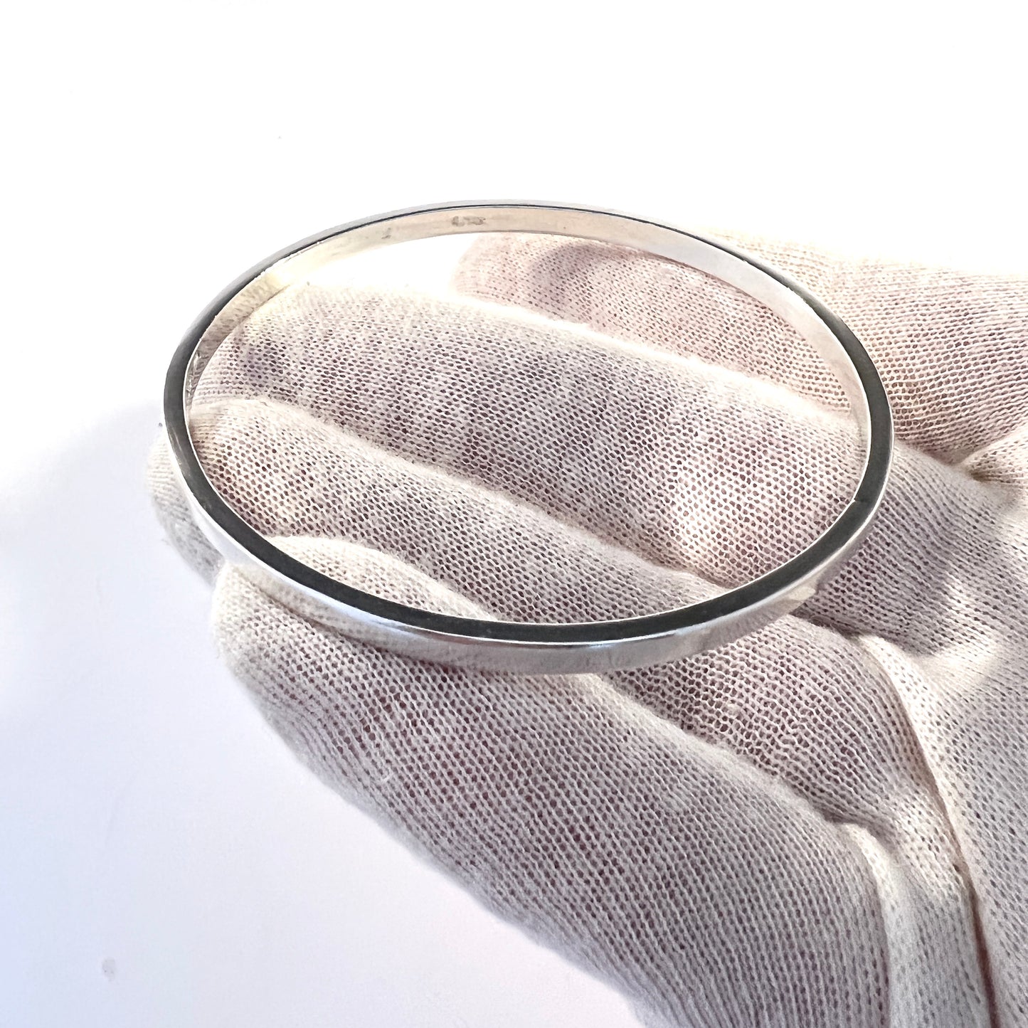 Isaac Cohen, Stockholm 1964. Vintage Sterling Silver Bangle Bracelet.