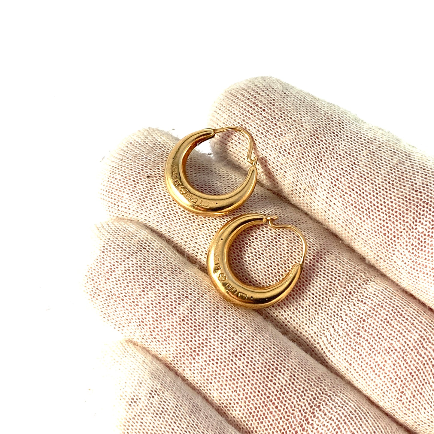 G Dahlgren, Sweden 1962. Vintage Mid Century 18k Gold Earrings.