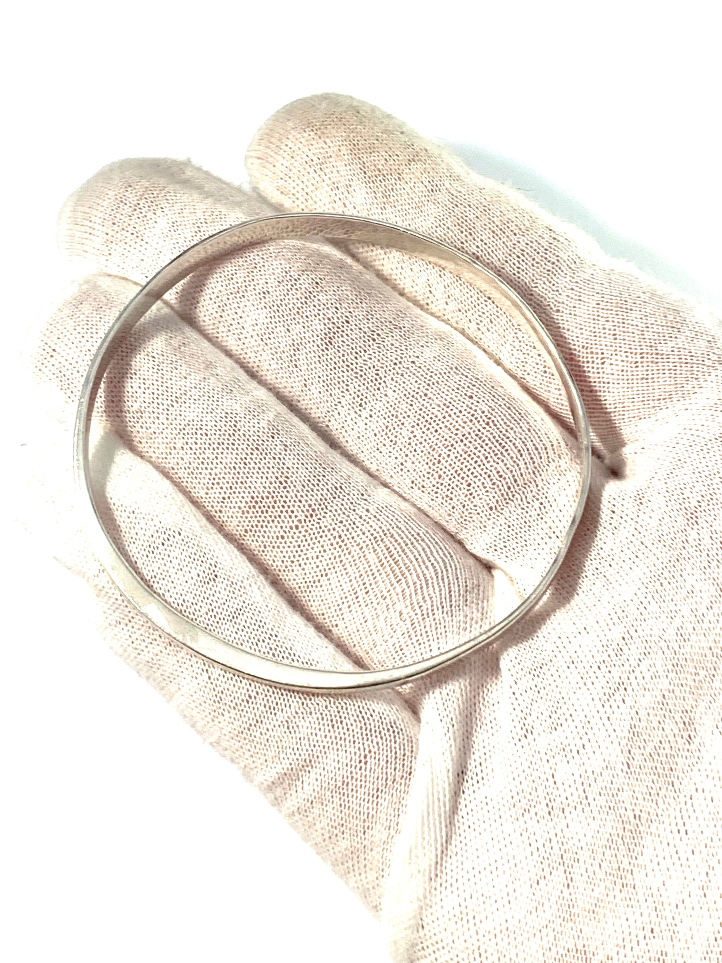 Olof Barve, Ibe Dahlquist, Sweden. Vintage Sterling Silver Bangle Bracelet. Signed