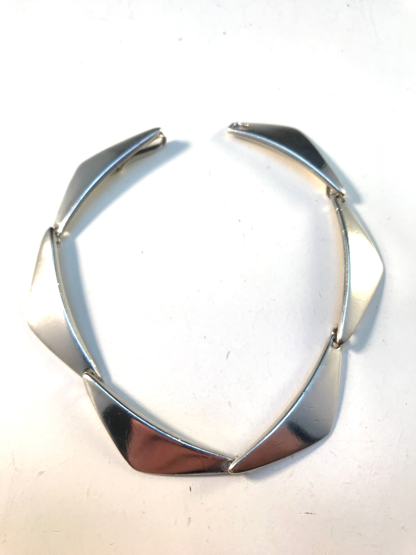 Bent Gabrielsen for Hans Hansen, Denmark 1950s Design no 238 Peak Sterling Bracelet