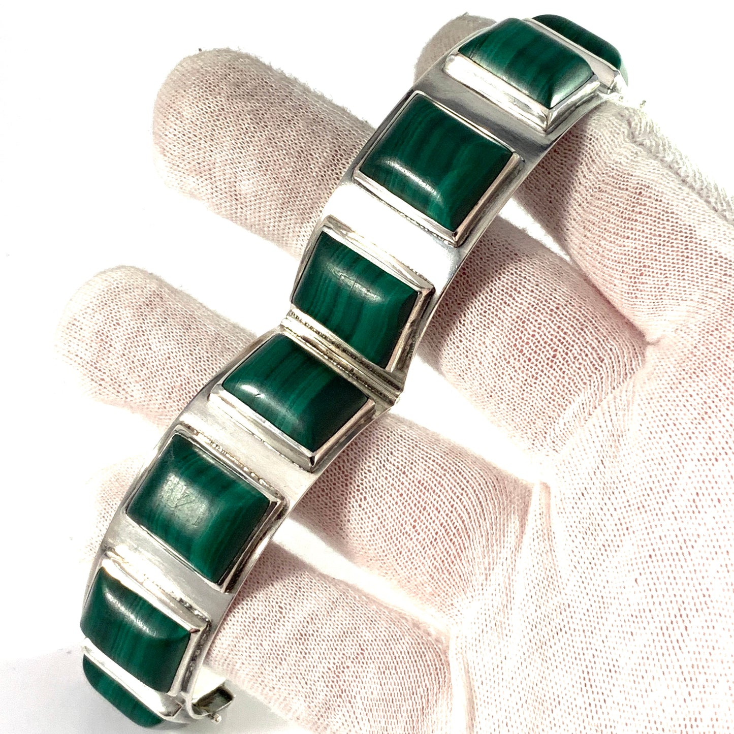 Gerdt Hartvig Sandqvist, Stockholm 1962. Sterling Silver Malachite Bracelet. 2.87oz