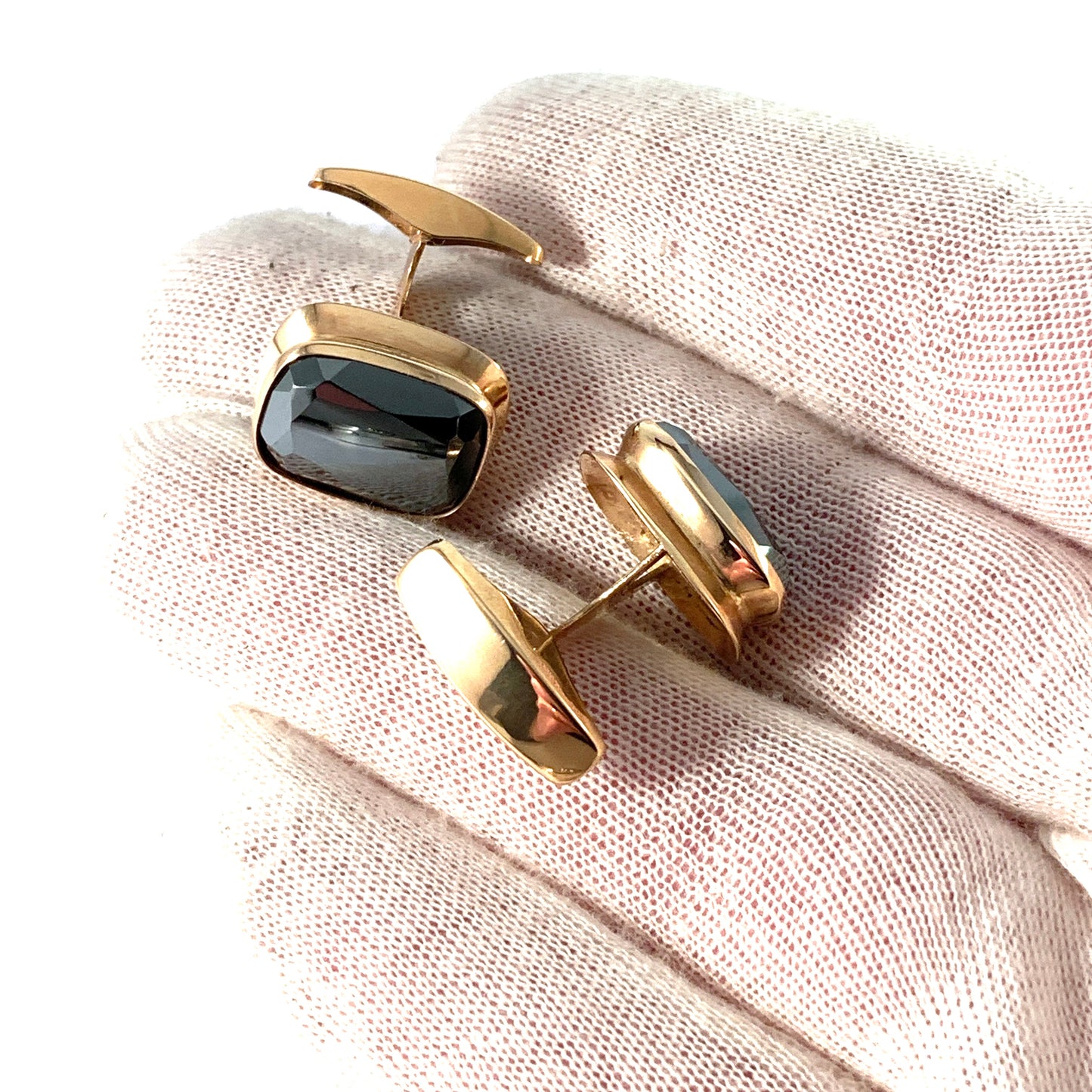H.J. Reivonen, Finland year 1970, 14k Gold Hematite Cufflinks.