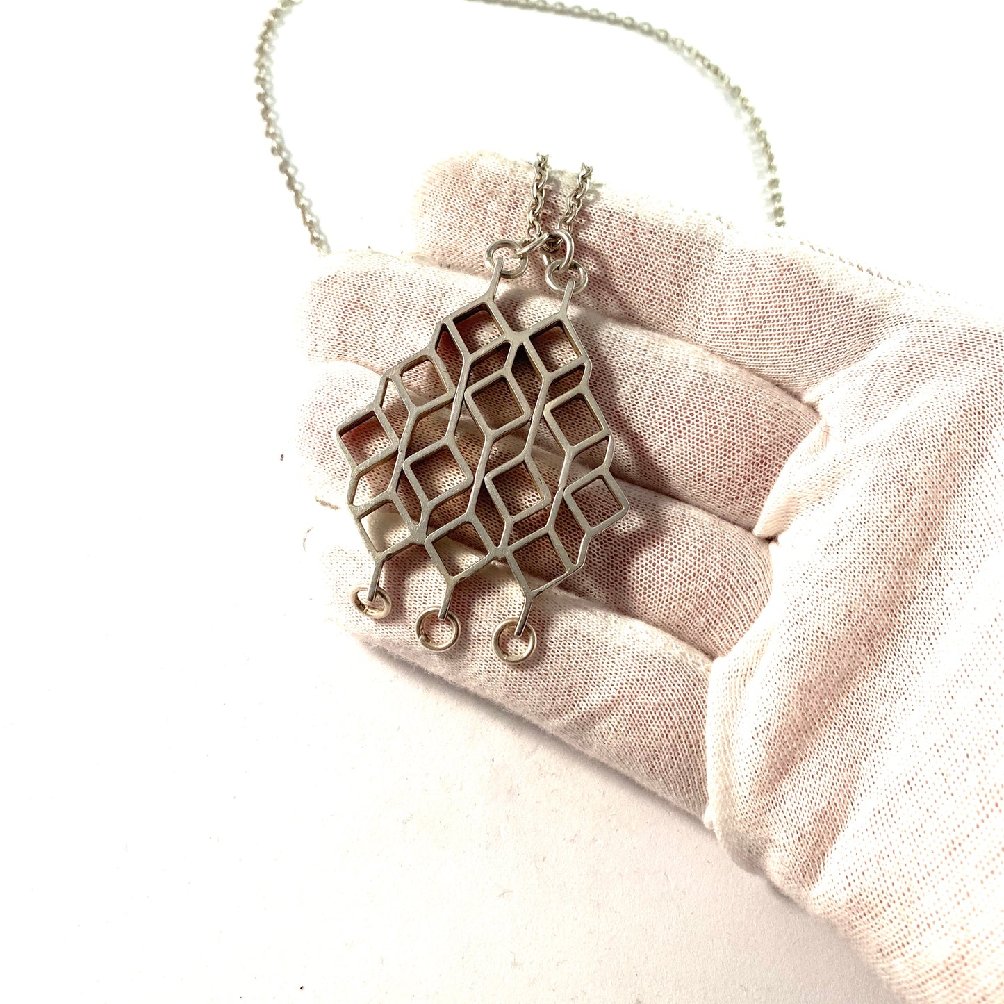 Jorma Laine for Kultateollisuus Finland 1964 Silver Modernist Pendant Necklace