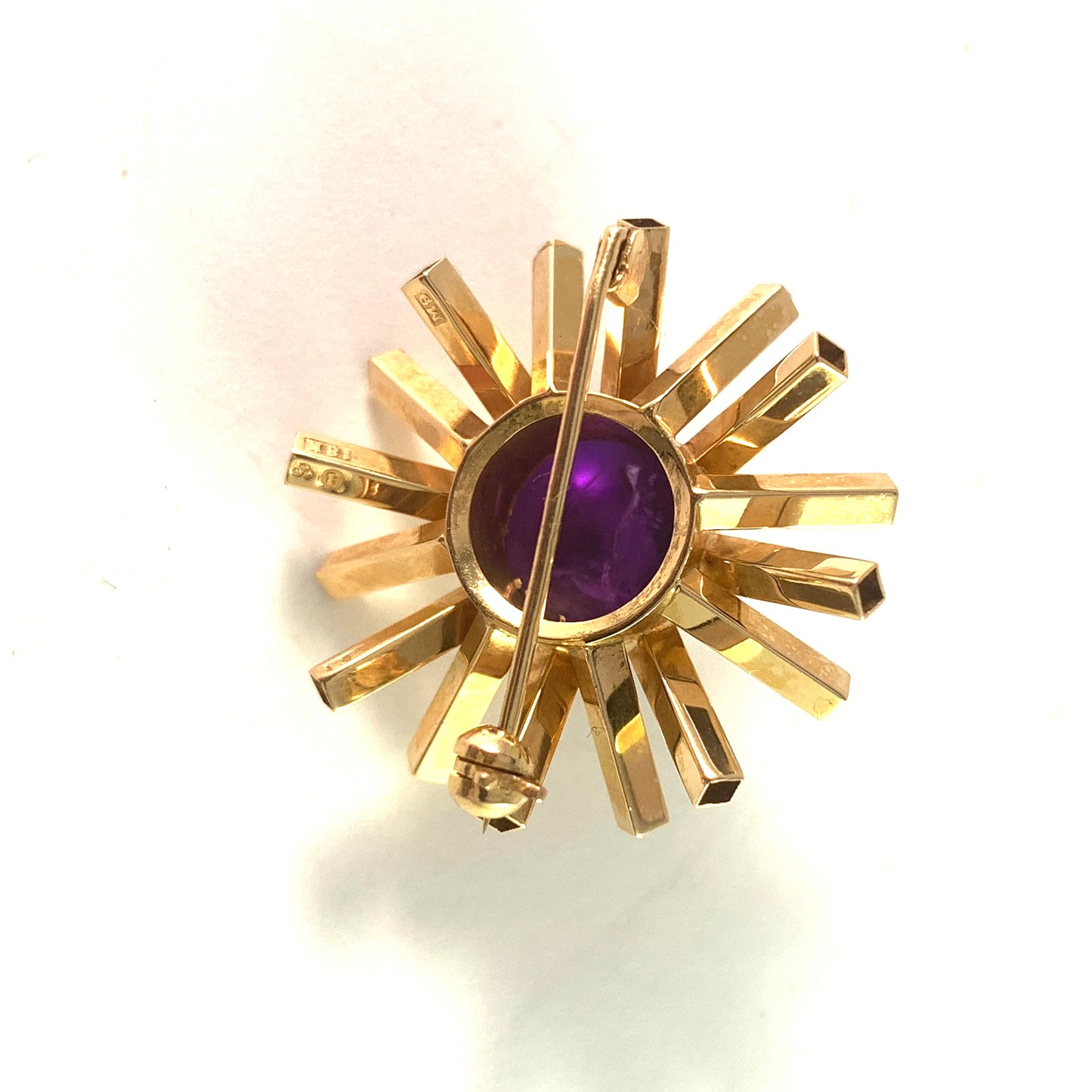 Heribert Engelbert, Sweden 1962. Vintage Space Age 18k Gold Amethyst Brooch