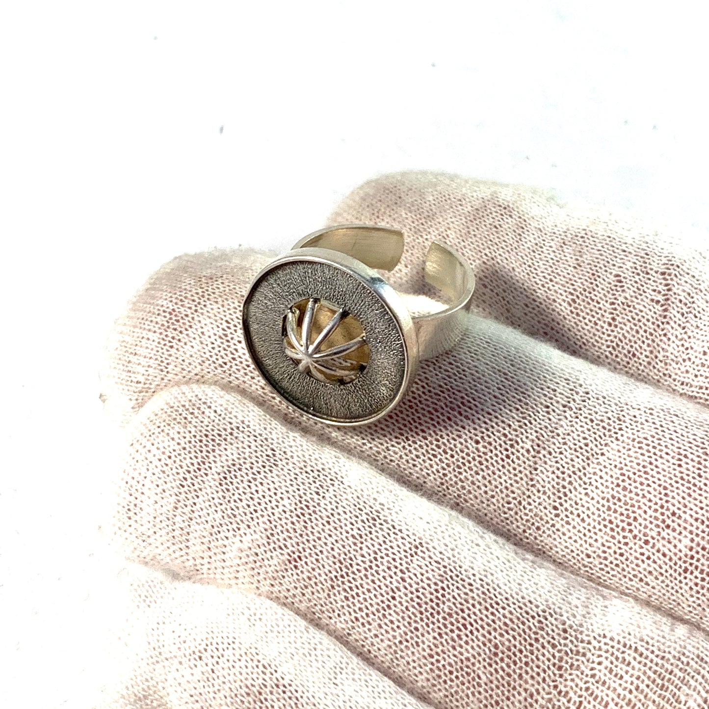 Salovaara, Finland 1972 Modernist Sterling Silver Ring.