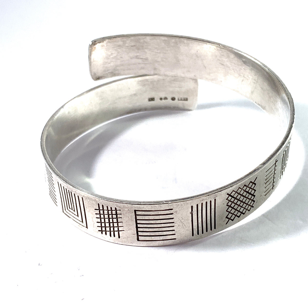 B Sörling, Sweden 1953. Mid Century Modern Sterling Silver Bangle Bracelet