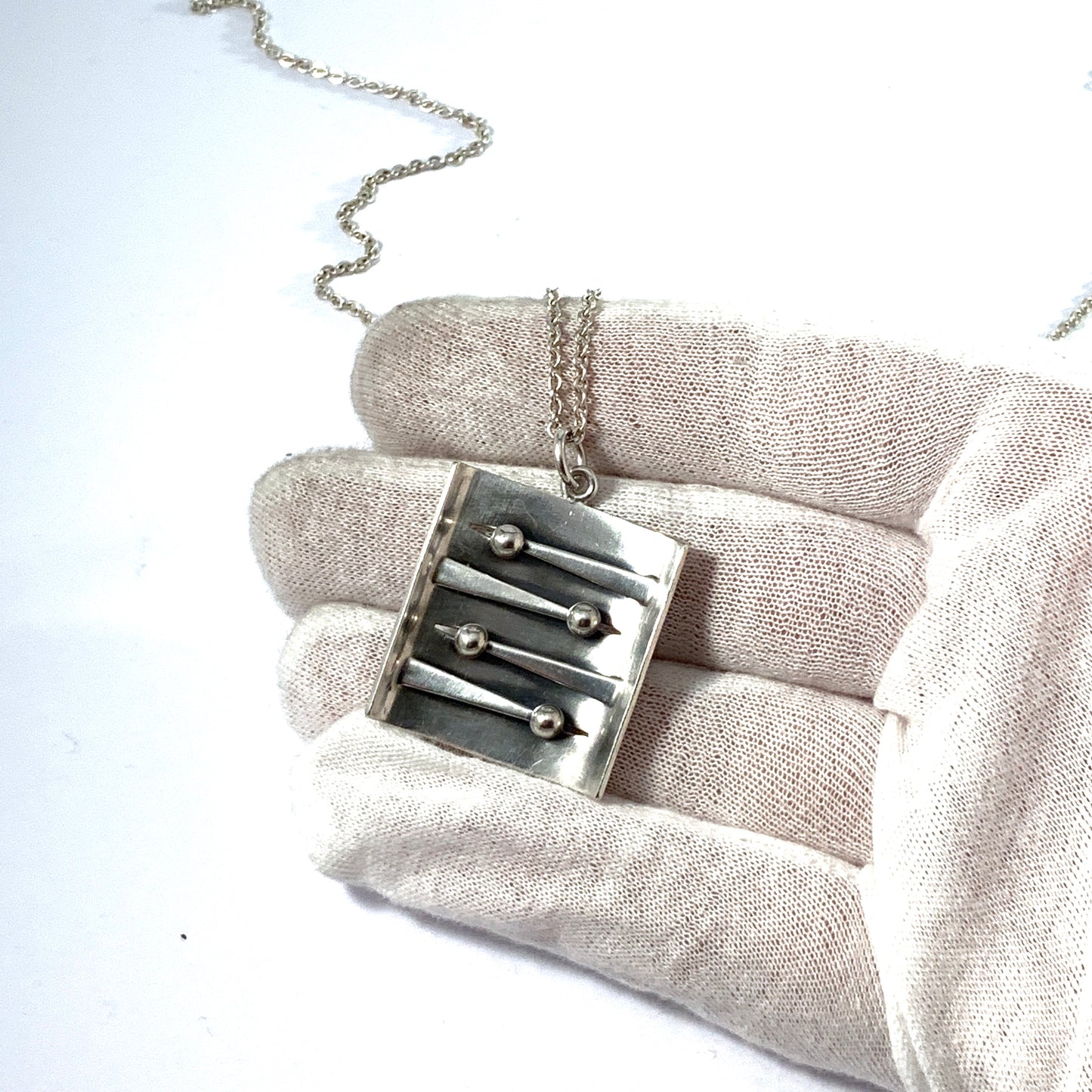 Elis Kauppi, Kupittaan Kulta Finland 1964 Solid Silver Modernist Pendant Necklace.