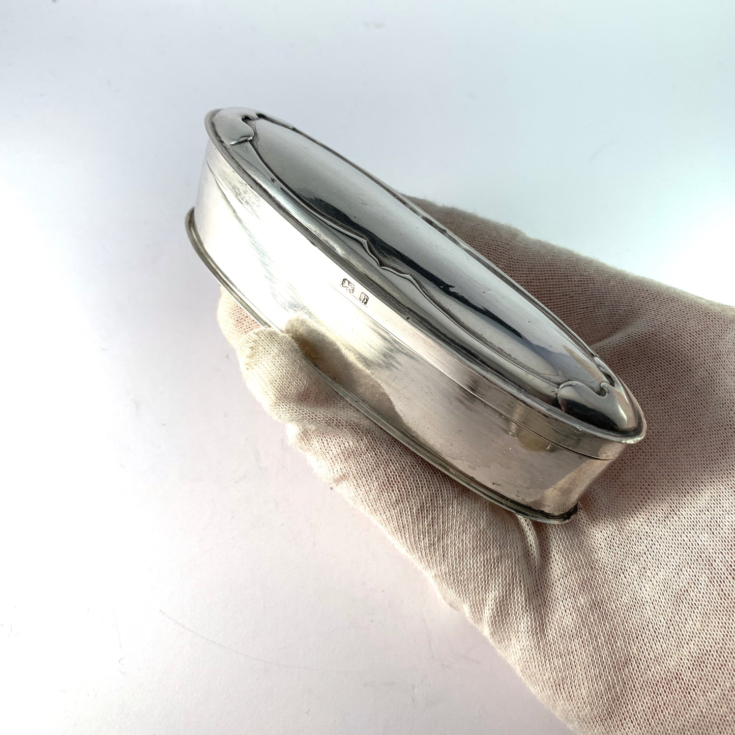 William Hutton & Sons, Birmingham year 1901 Art Nouveau Sterling Silver Trinket Box.