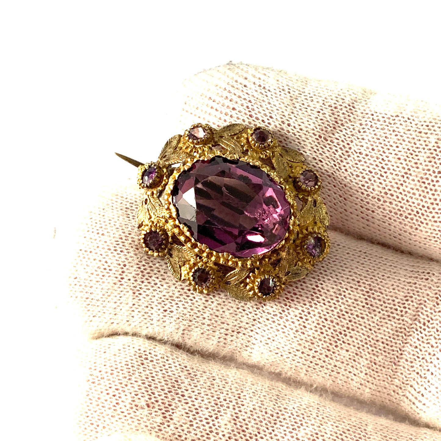 Victorian Yellow Metal Paste Stone Brooch.