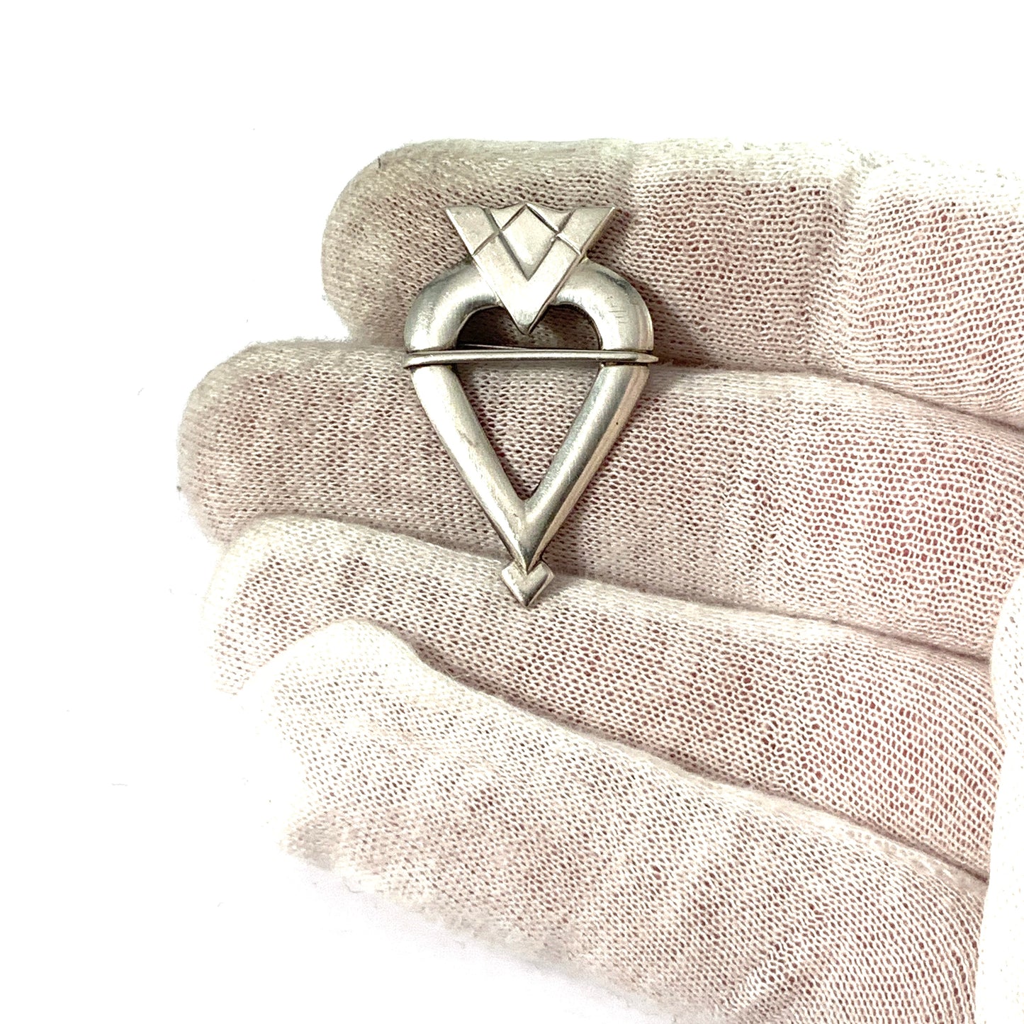 Holger Lindstrom for Kalevala Koru, Finland year 1962 Solid Silver Brooch.