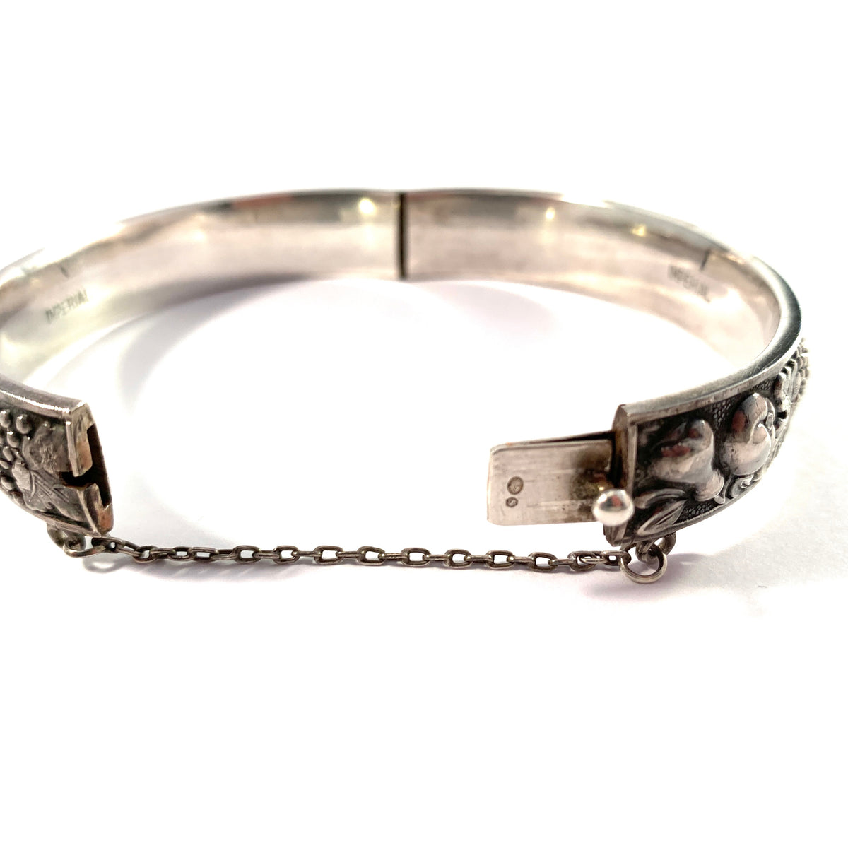 Swedish Import c 1940-50s Solid Silver Floral Open/Close Bangle Bracelet.