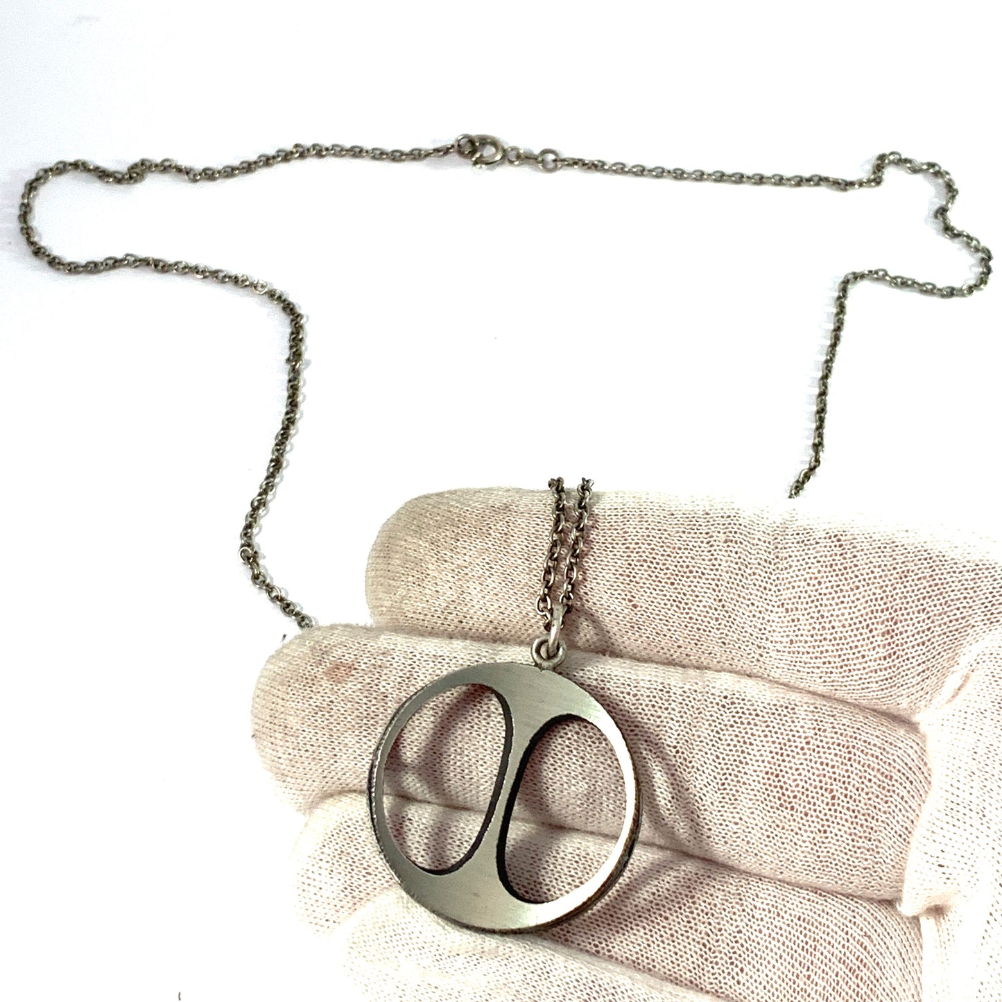 Karl Laine, for Sten & Laine, Finland 1973 Sterling Silver Long Chain Pendant Necklace.