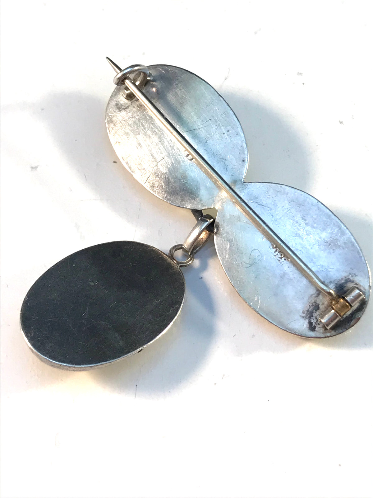 SL Jacobsen & Co Denmark c 1910 Antique Arts and Crafts 830 Silver Amber Skonvirke Brooch.