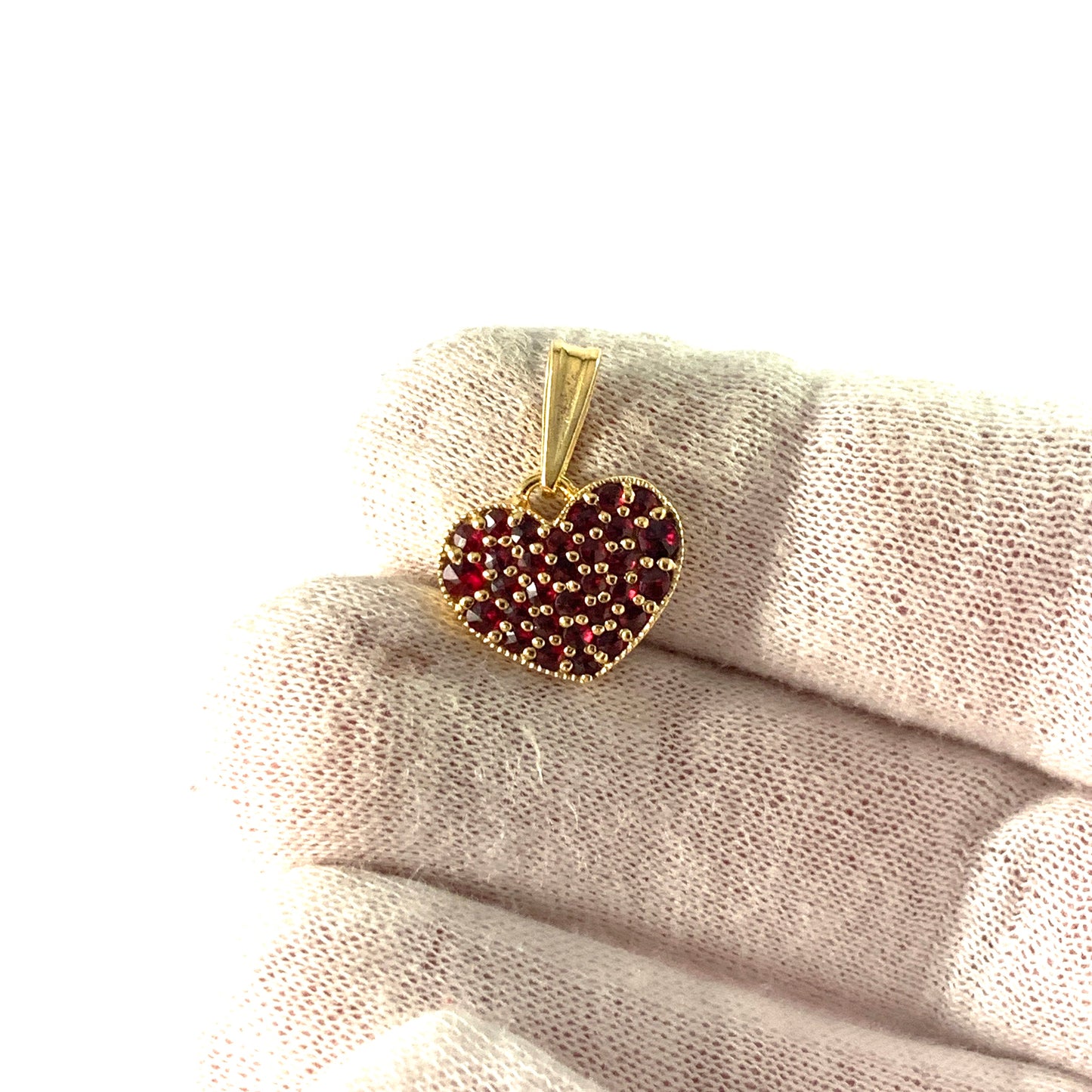 Mid Century 900 Silver Bohemian Garnet Heart Pendant. Germany