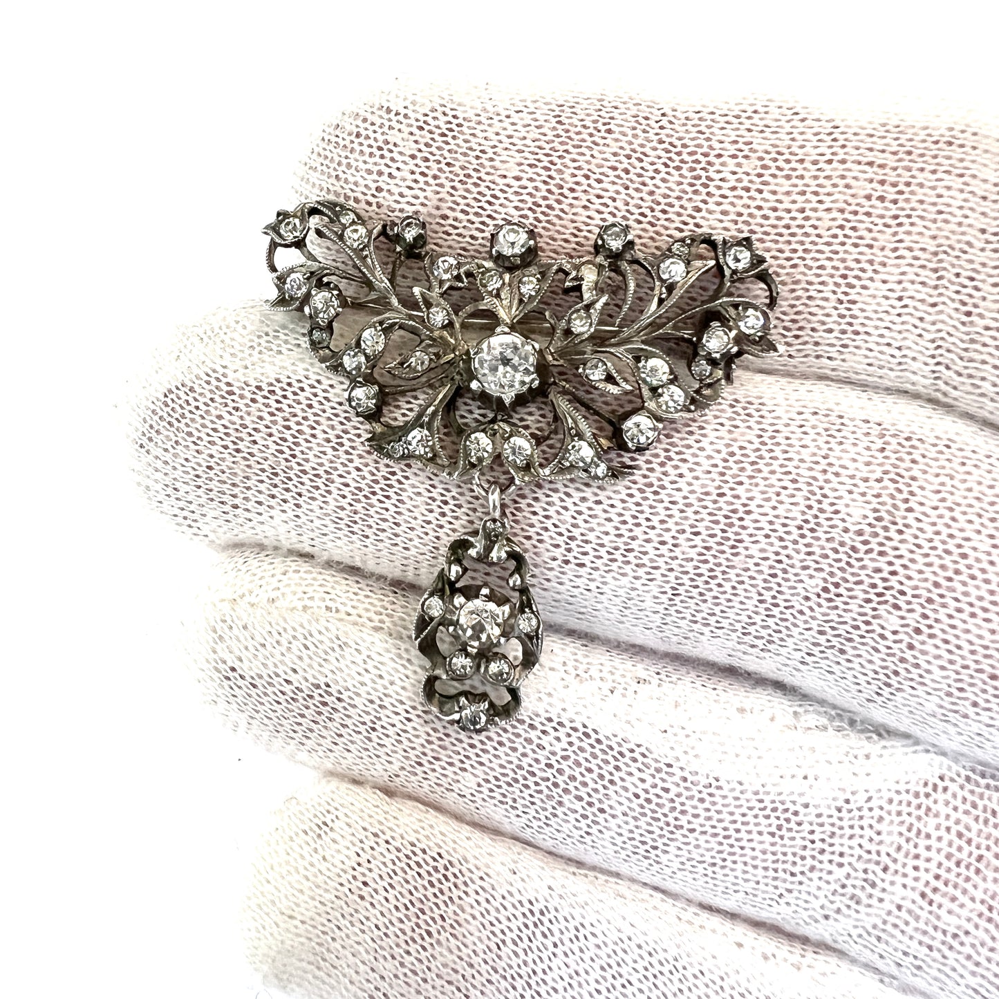 Vintage 1930-40s. Solid 830 Silver Paste Stone Brooch.