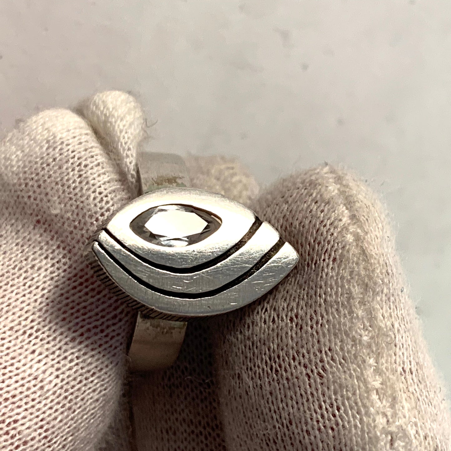 Finnfeelings Finland Sterling Silver Rock Crystal Ring.