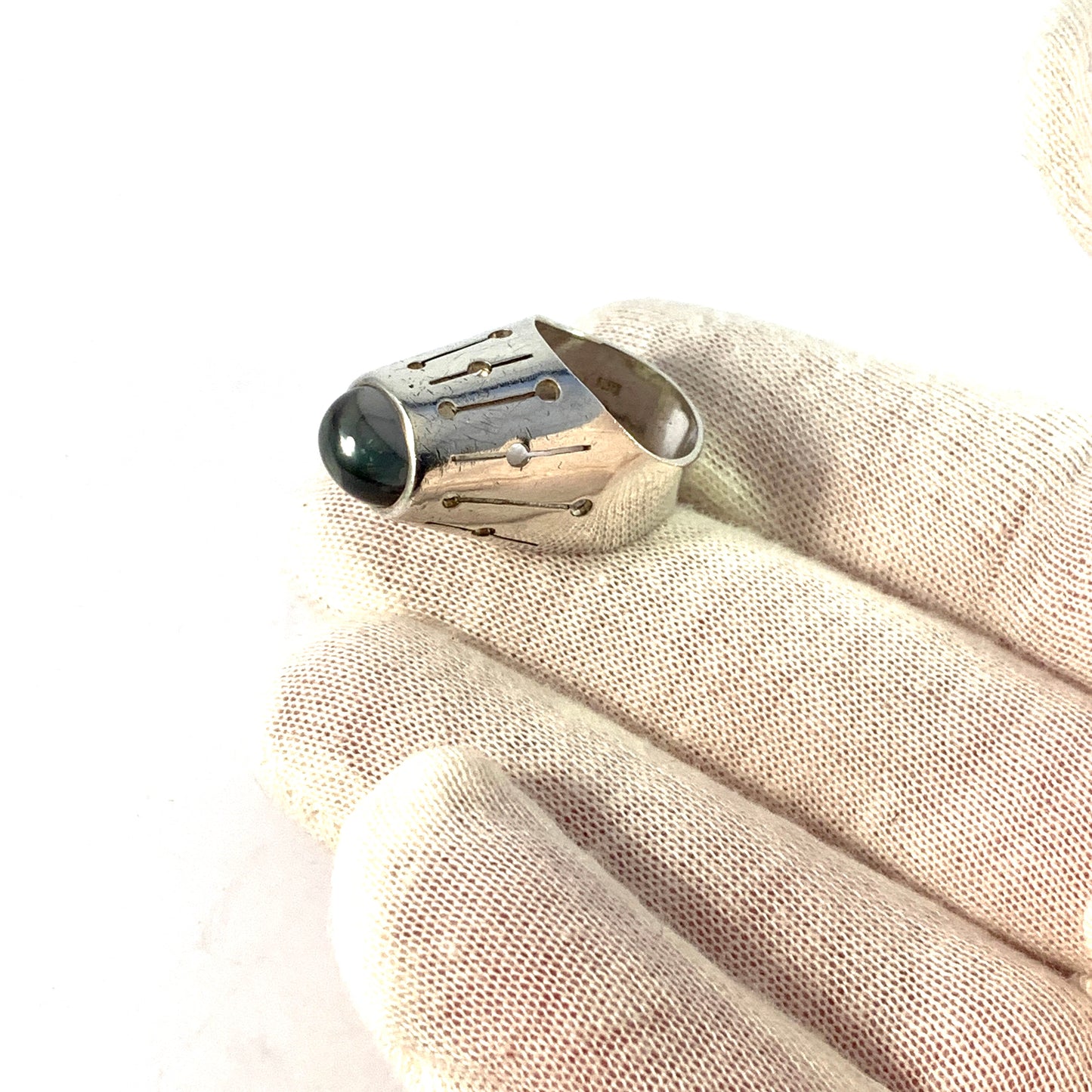 Hans Scherlund, Stockholm, 1965. Vintage Space Age Sterling Silver Quartz Ring.