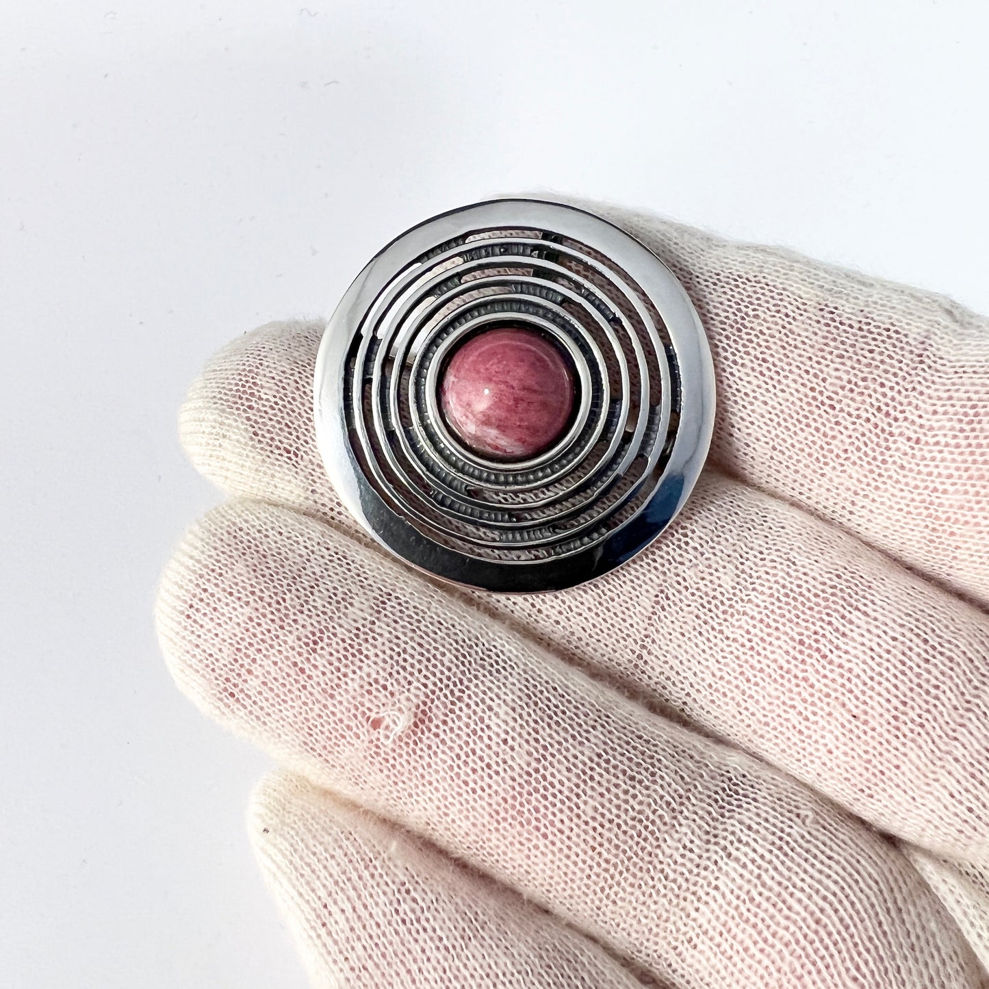 Marianne Berg for Uni David-Andersen, Norway 1960s. Sterling Silver Rhodonite Brooch Pendant.